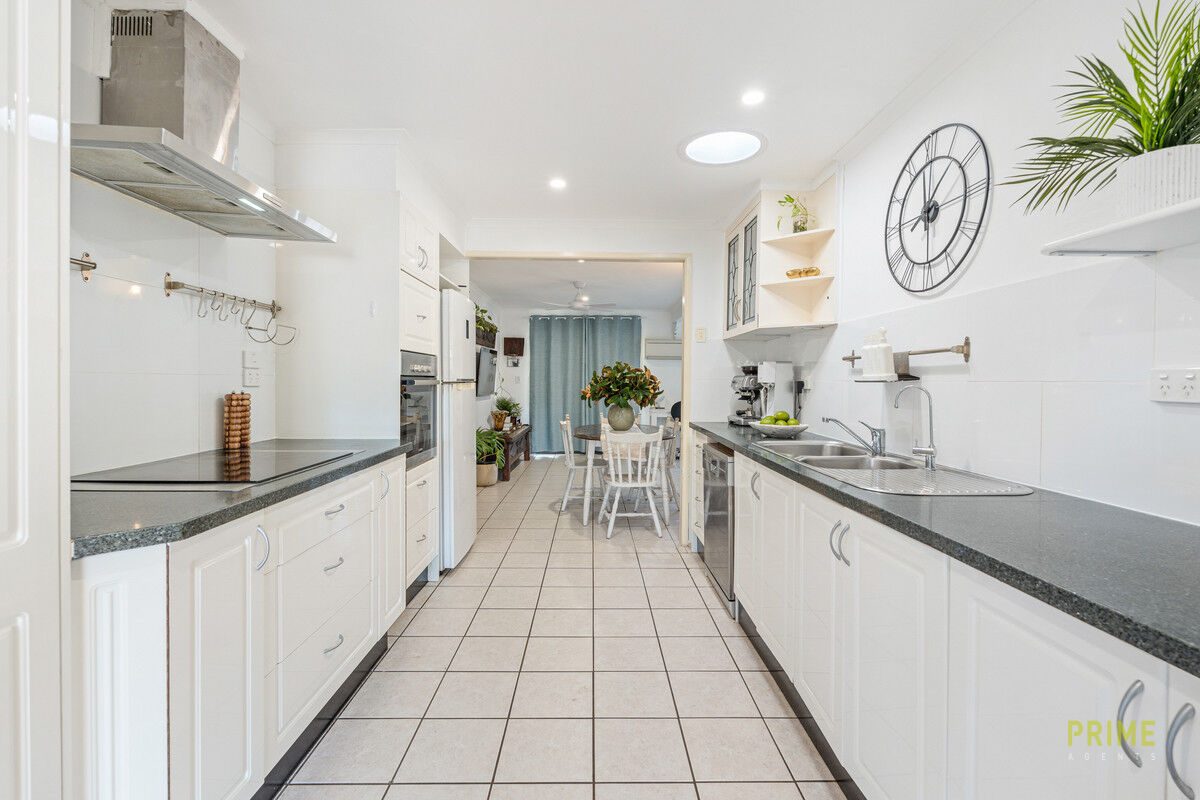 10 Caddy Avenue, Urraween QLD 4655 - Image 5