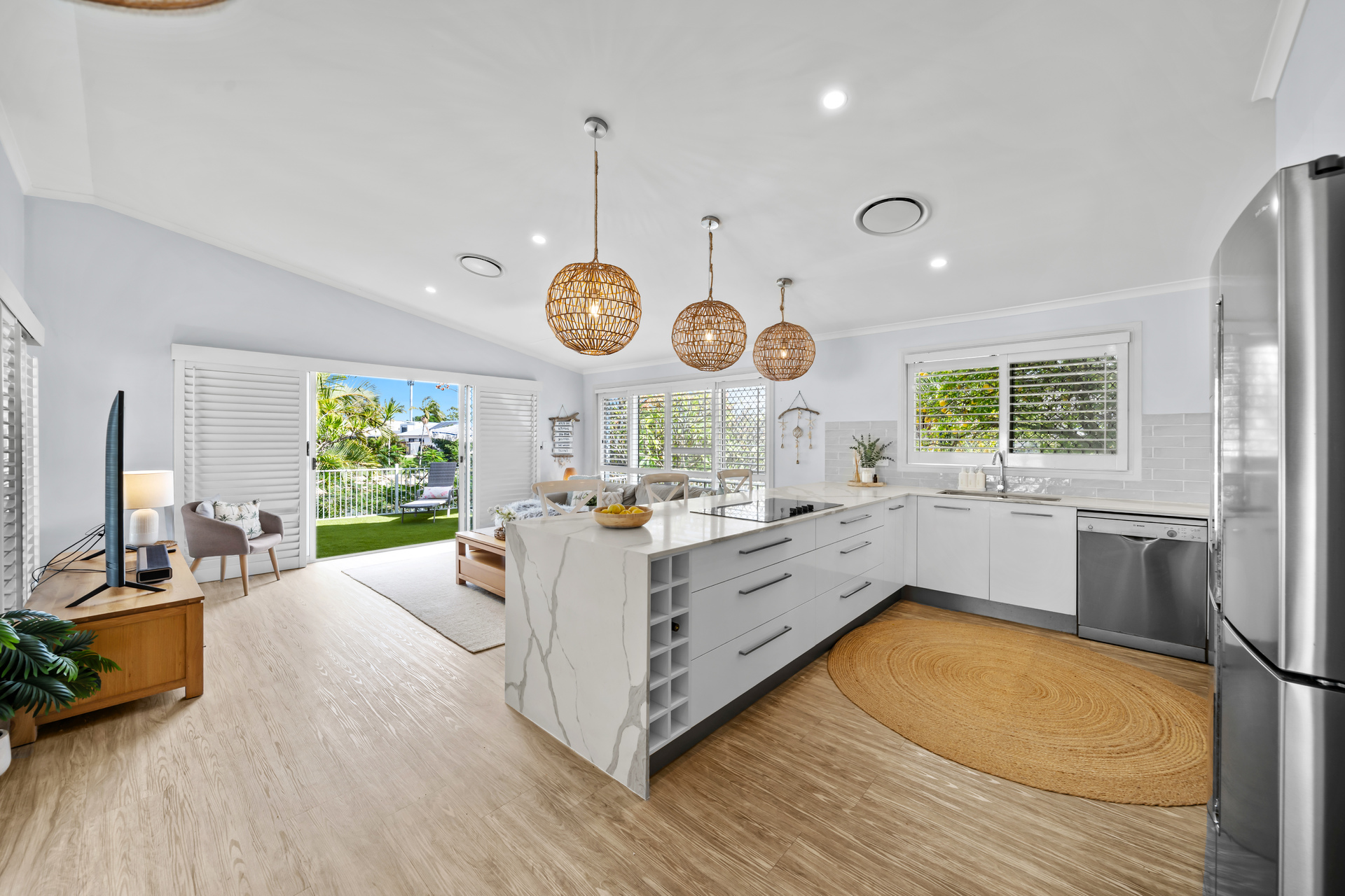 5-bedroom house at 9 Sundowner Court, Mermaid Waters, QLD 4218, Gold Coast, Queensland