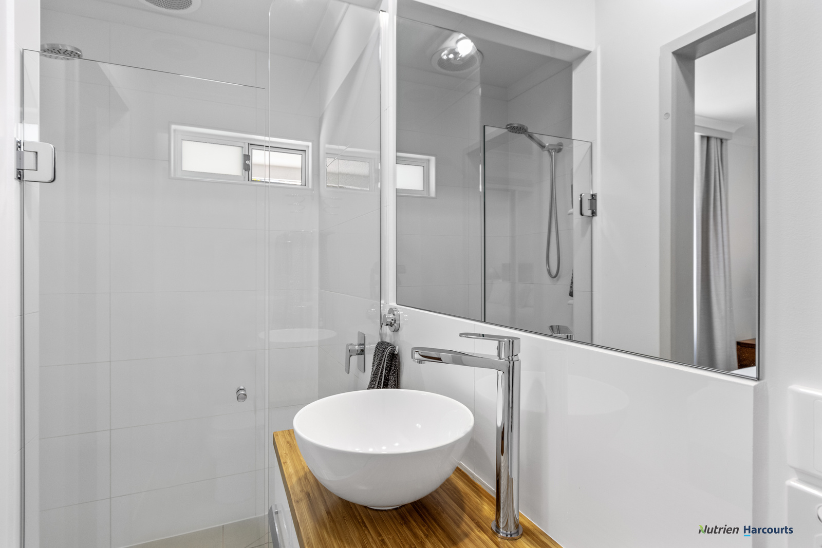 25 FIFTH STREET, Eildon VIC 3713 - Image 10