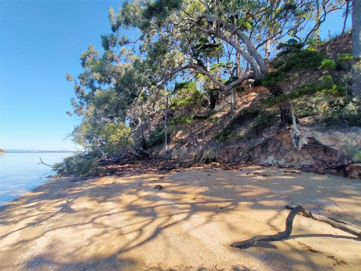 0-bedroom unit at 6 High Central Road, Macleay Island, Qld, 4184, Redland, Queensland