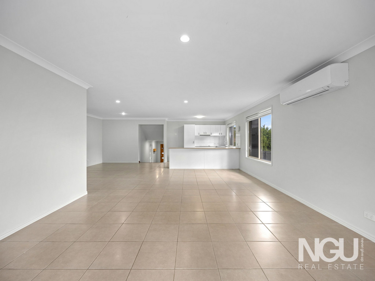 19 BARWELL STREET, Brassall QLD 4305 - Image 6
