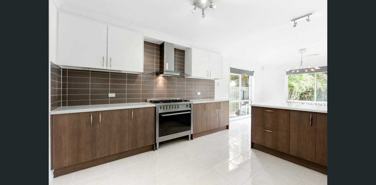 47 KURRAJONG CIRCUIT, North Lakes QLD 4509 - Image 7