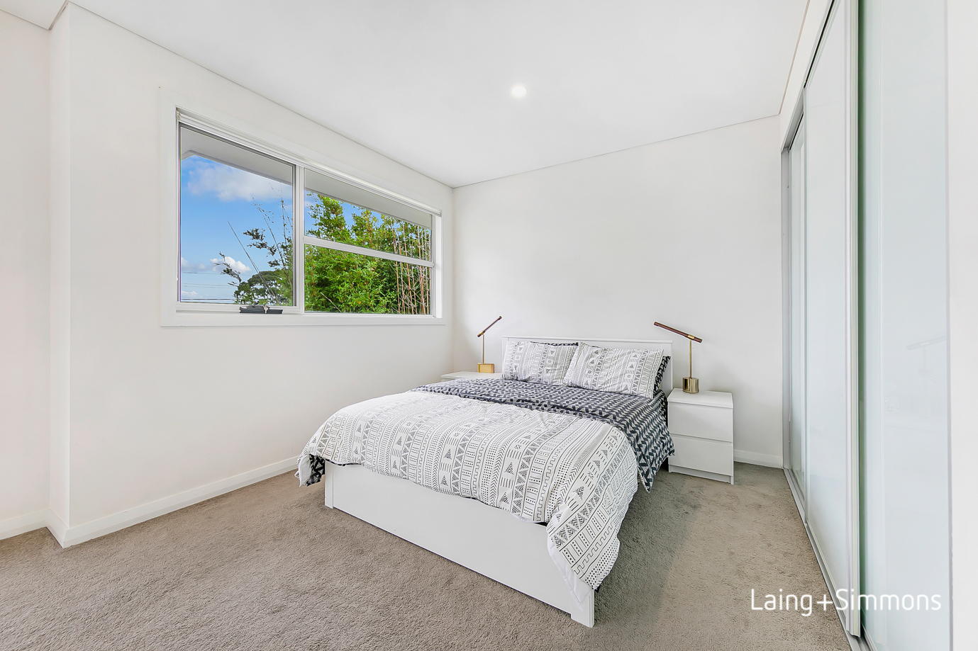 5-bedroom unit at 27 Hollis Street, Constitution Hill, NSW 2145, Parramatta, New South Wales