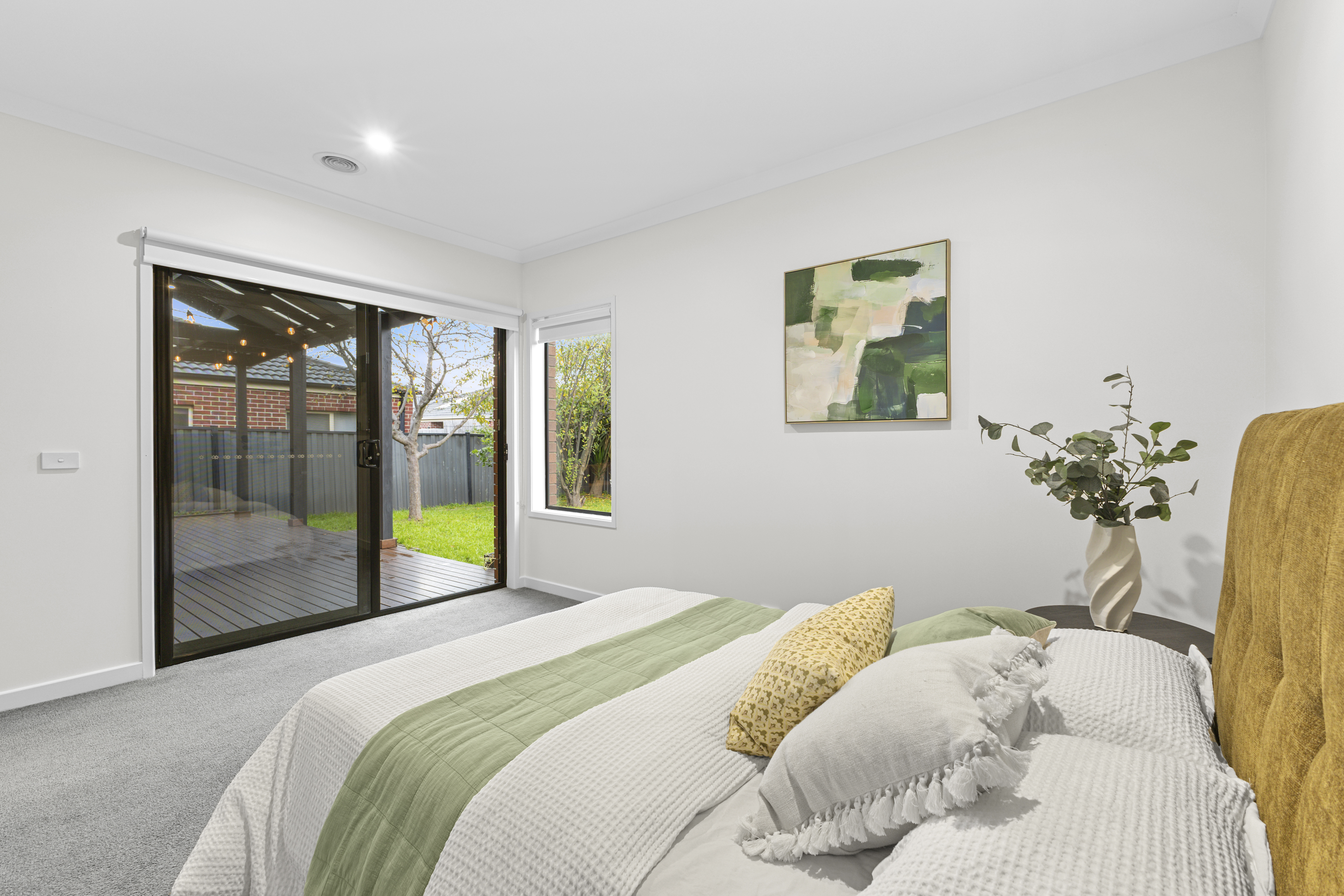 3-bedroom house at 35 THORNGROVE AVENUE, Craigieburn VIC 3064, Hume, Victoria