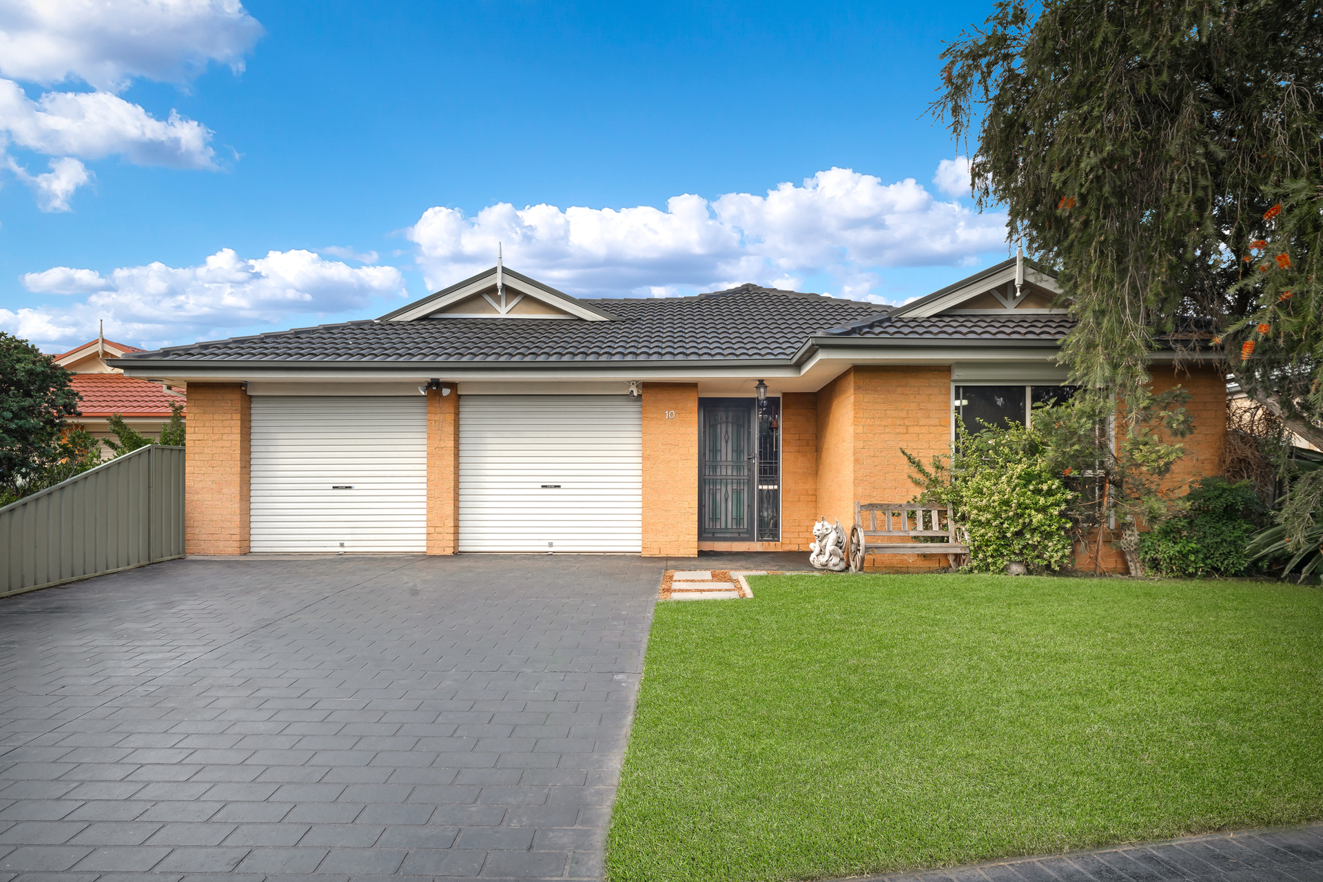 10 Lacepede Place, Hinchinbrook, NSW 2168 - Image 1