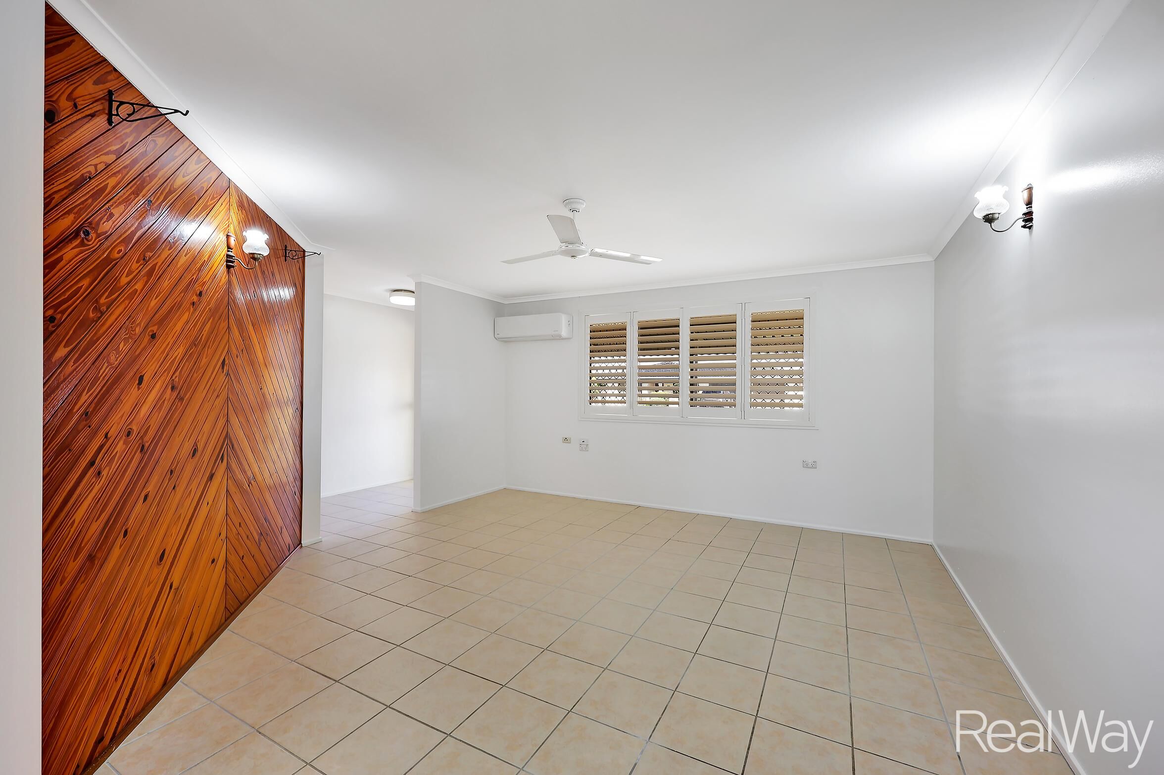 19 Brady Street, Avenell Heights, QLD 4670 - Image 7
