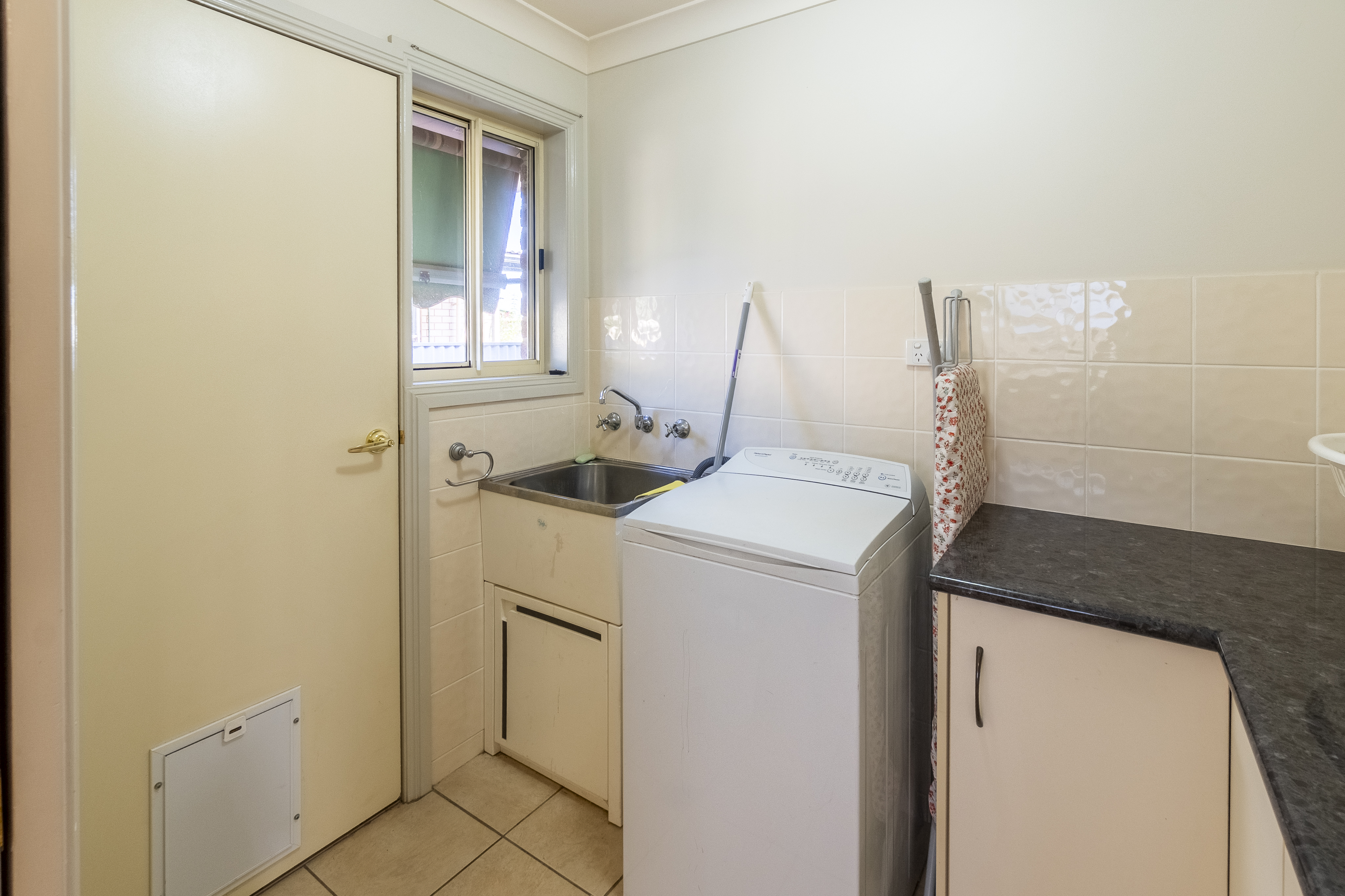 2-bedroom unit at 1 139 ANZAC STREET, TEMORA NSW 2666, Temora, New South Wales