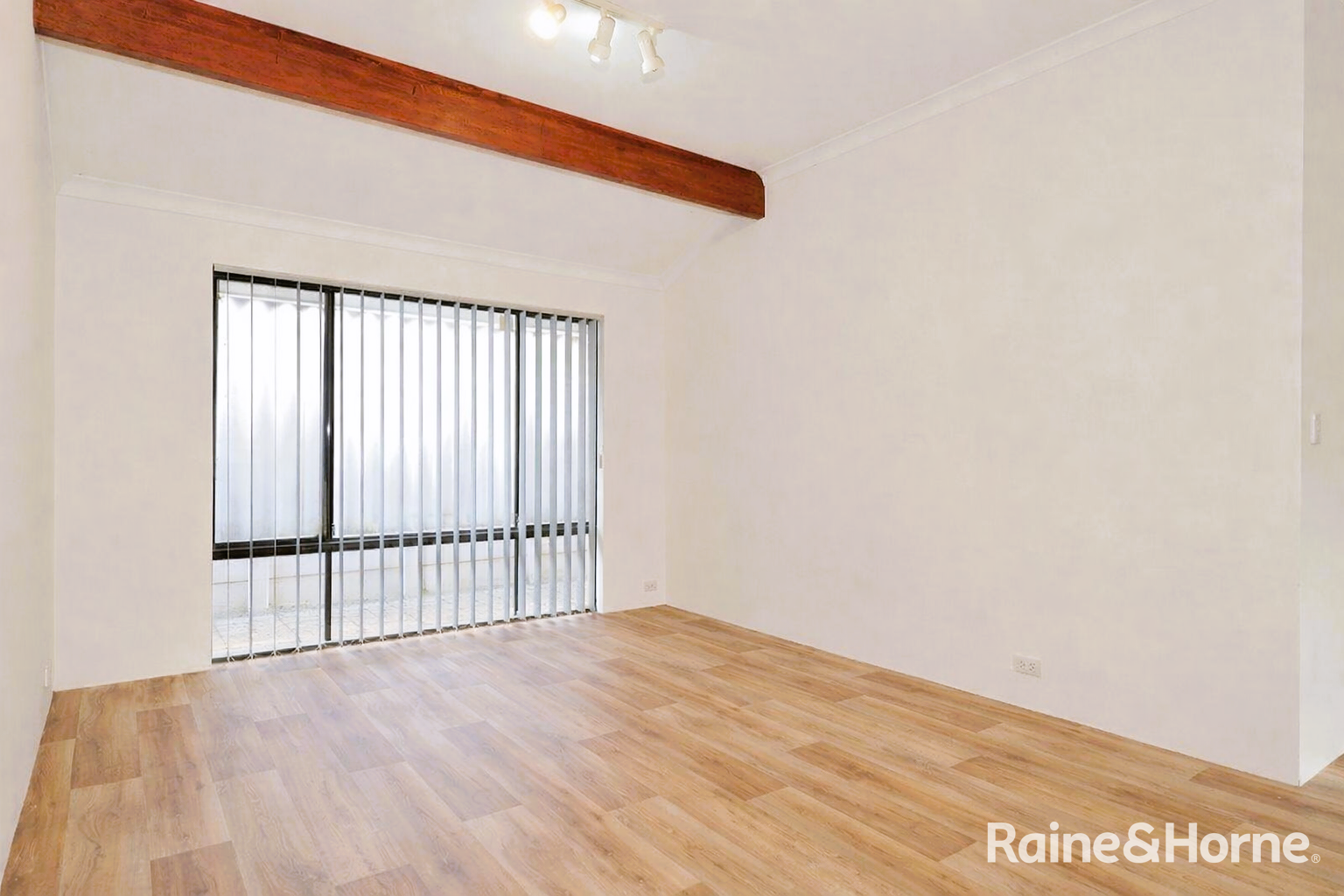 4-bedroom house at 32 MANCHESTER DRIVE, Hocking WA 6065, Wanneroo, Western Australia