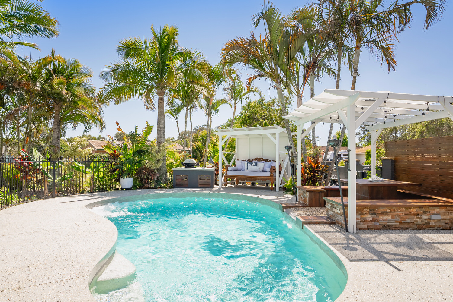 17 Lakeshore Place, Little Mountain, QLD 4551 - Image 3