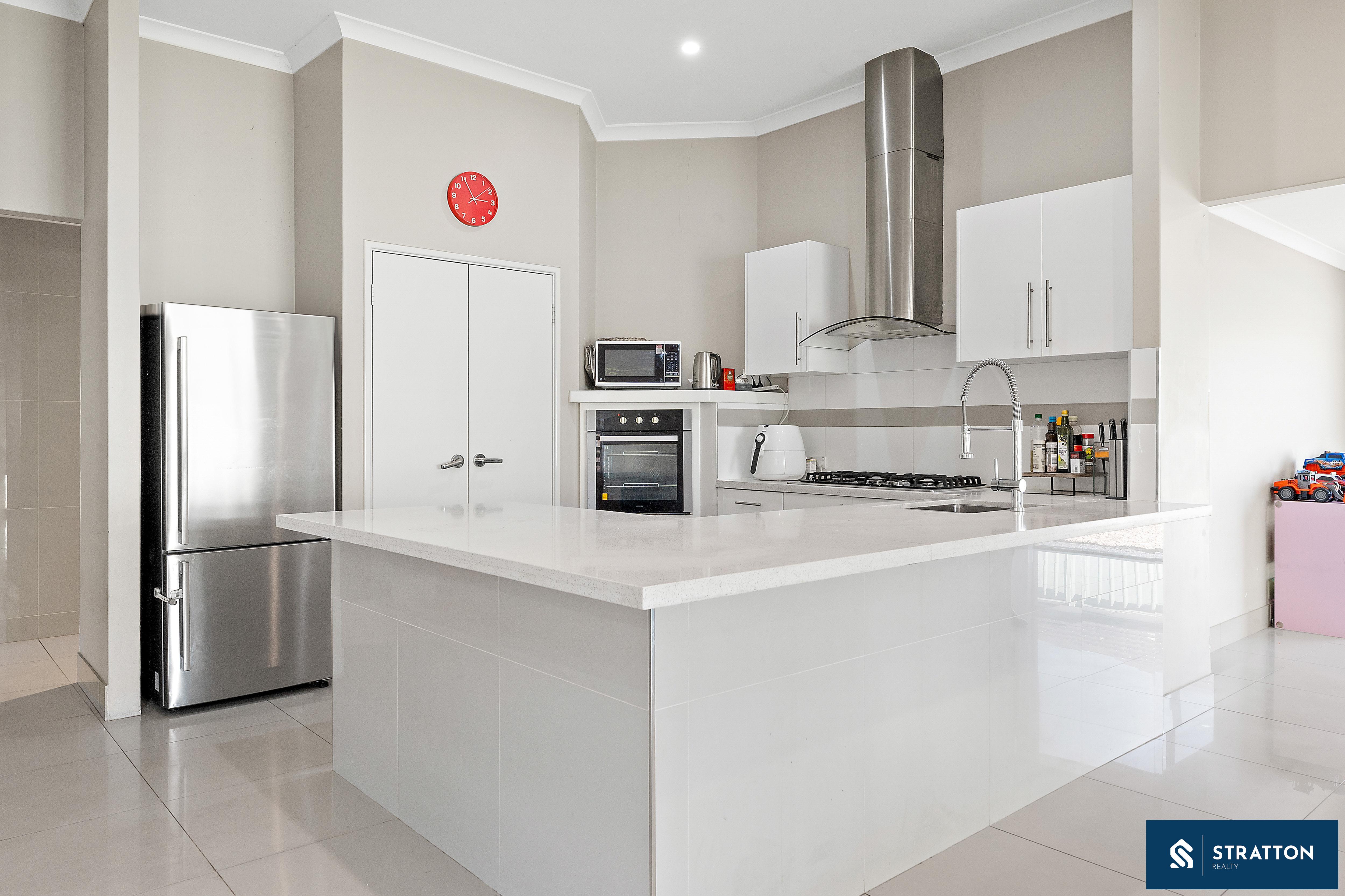 126 Campbell Road, Canning Vale, WA 6155 - Image 7