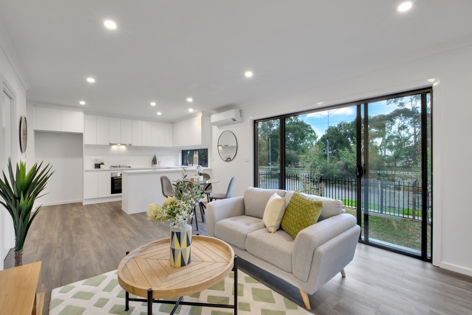 6/523 Boronia Road, Wantirna, Vic, 3152 - Image 2