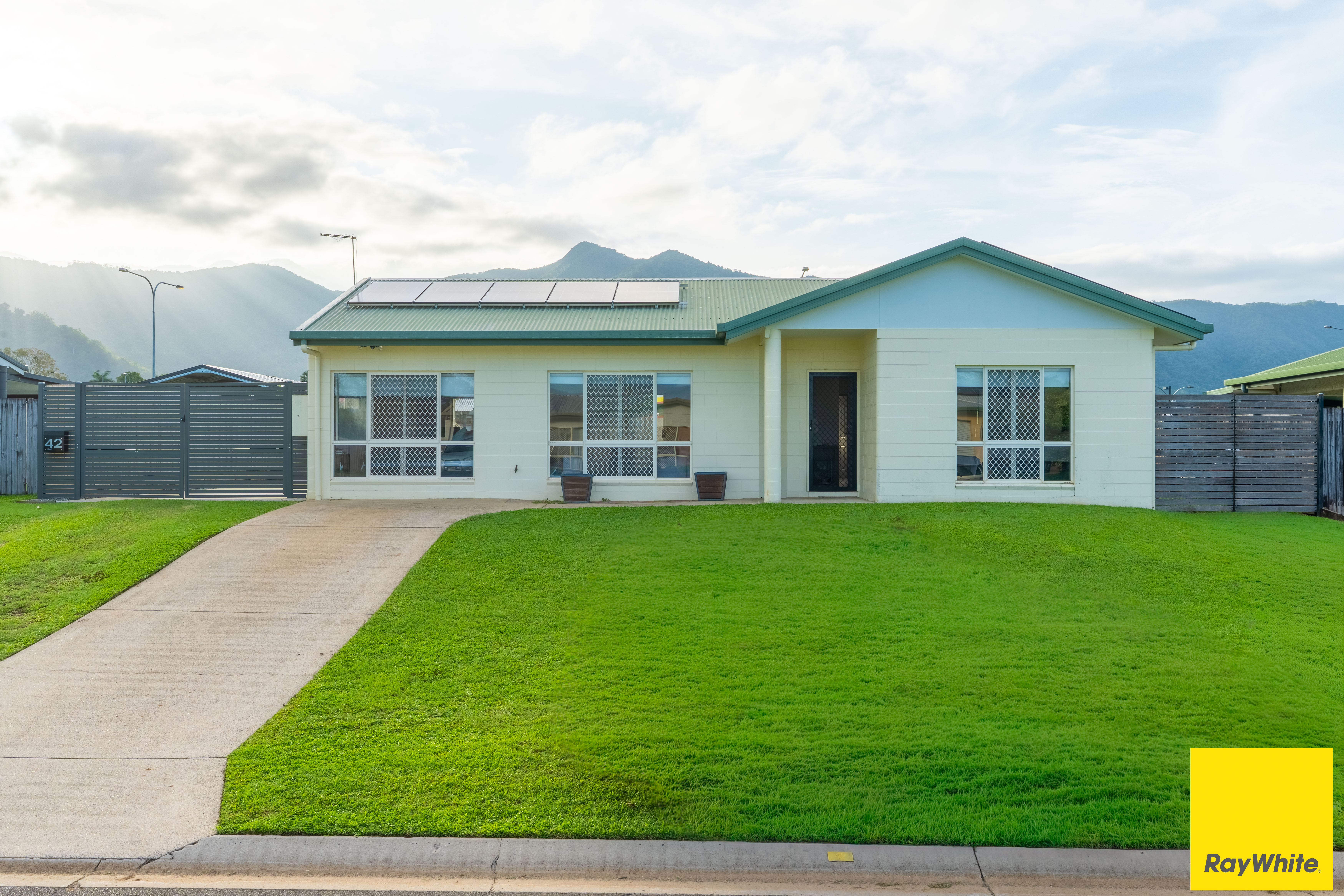 42 Noble Close, Edmonton, QLD 4869 - Image 1