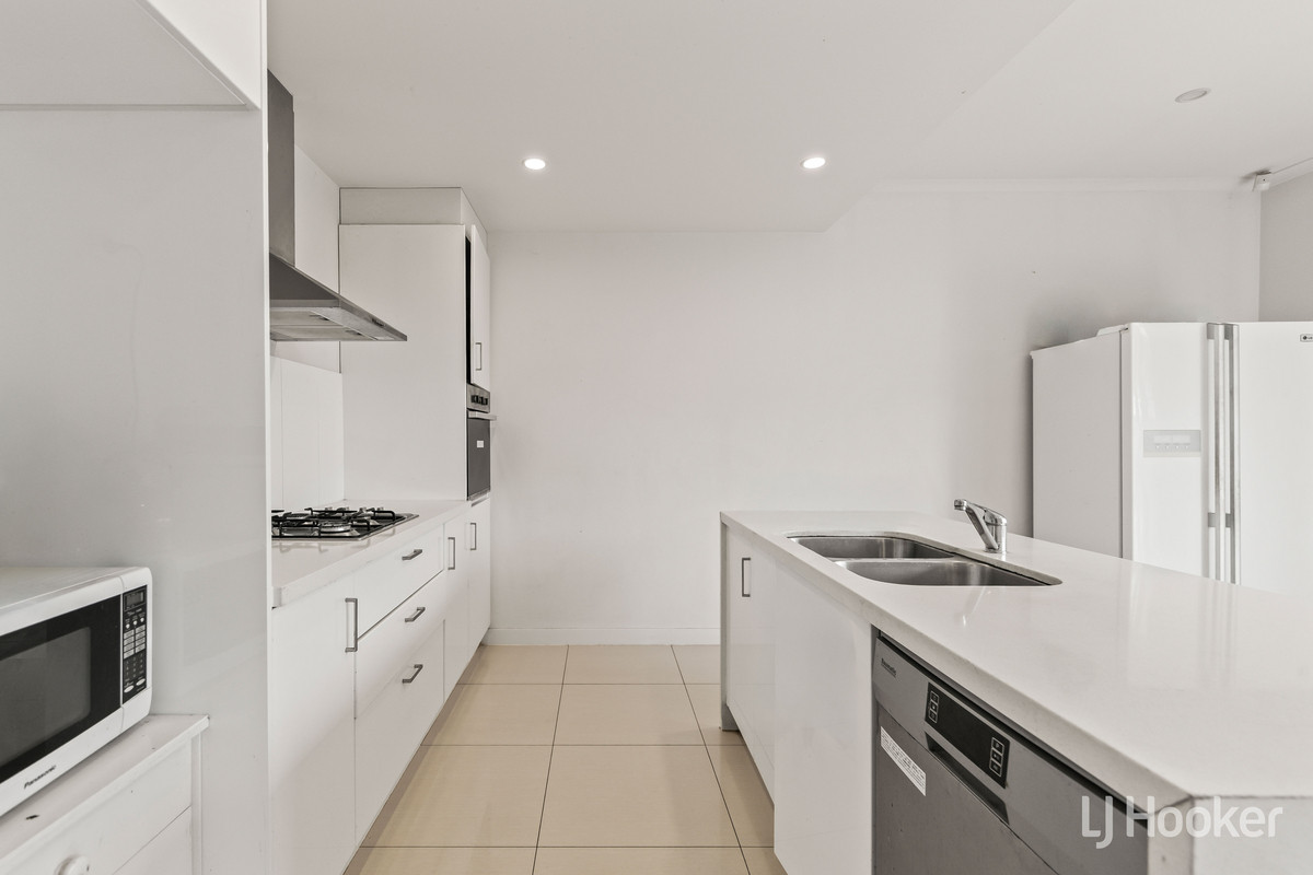 3-bedroom house at 4 Mavros Road, Elizabeth Downs, SA 5113, Playford, South Australia