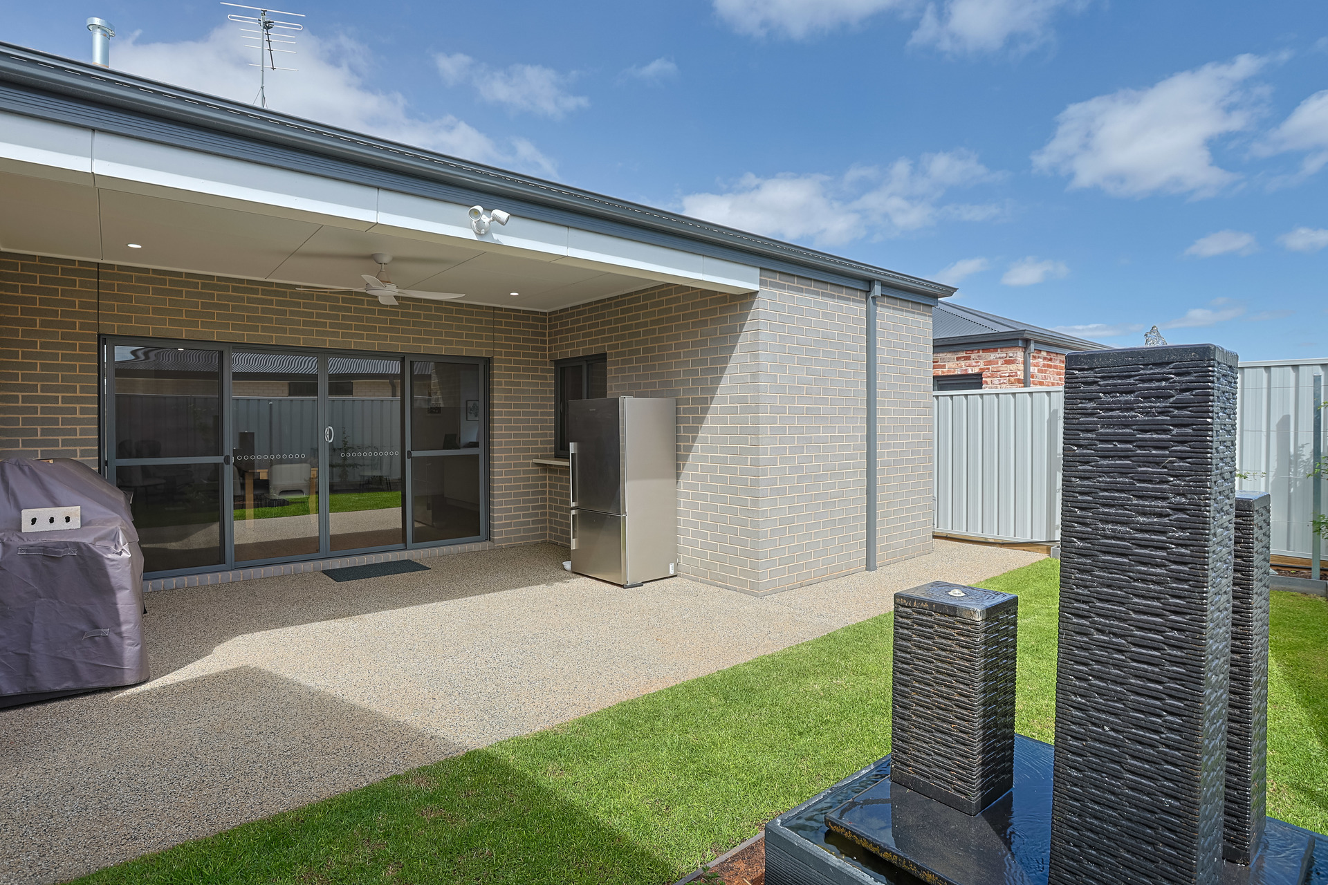 3-bedroom house at 10 Young Avenue, Irymple, VIC 3498, Mildura, Victoria