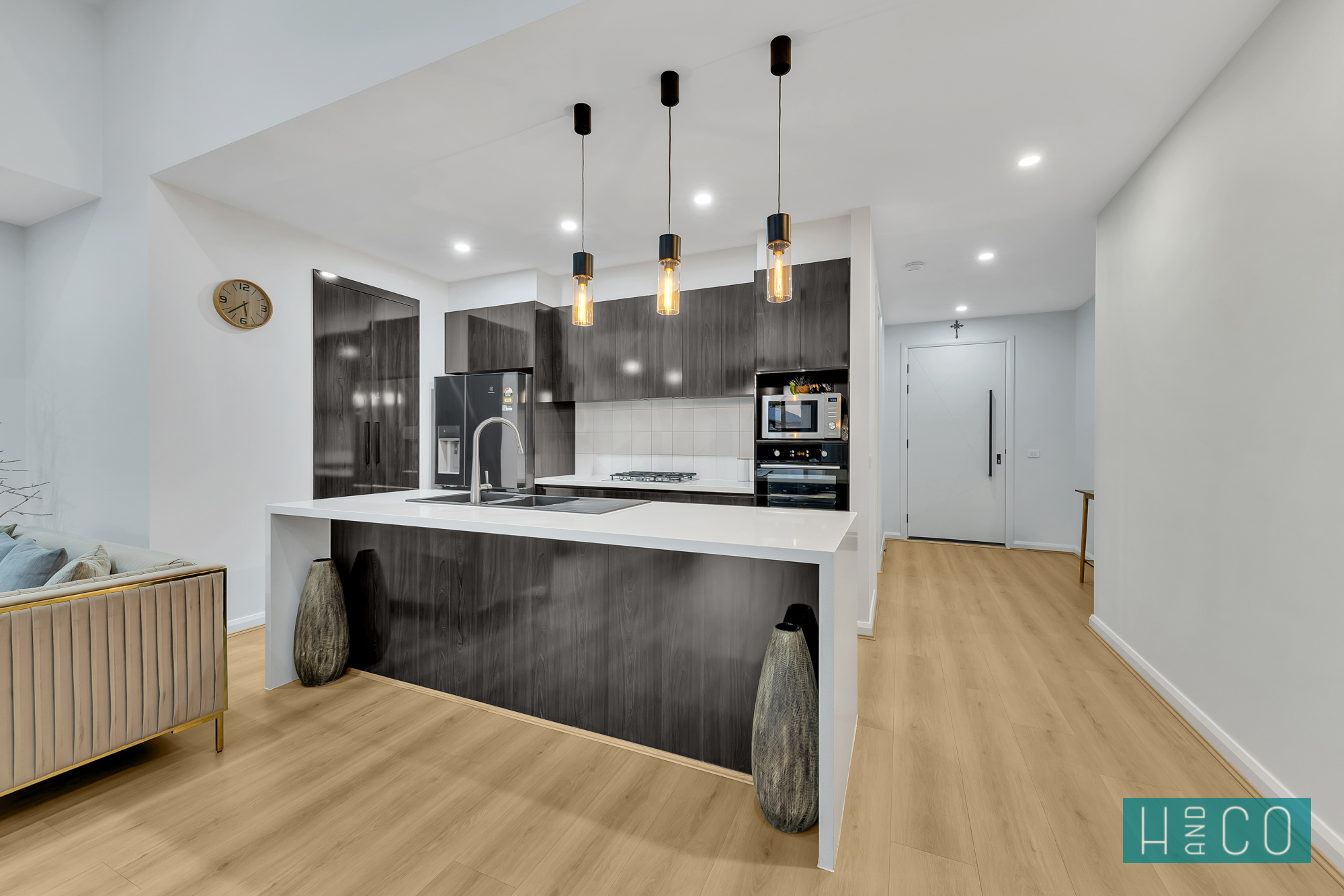 28 RIALTO CIRCUIT, Craigieburn VIC 3064 - Image 6