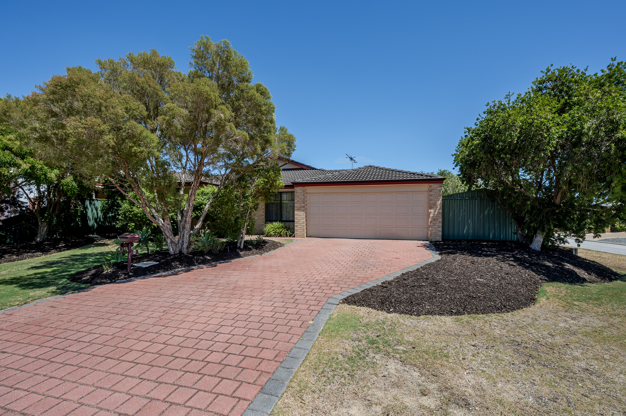 6 Regency Ramble, Wattle Grove, Wa, 6107 - Image 1