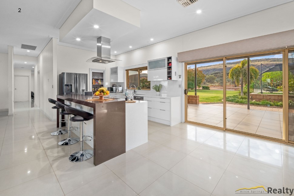 9-bedroom house at 19 Cotterill Road, Ross, NT 0873, Alice Springs, Northern Territory