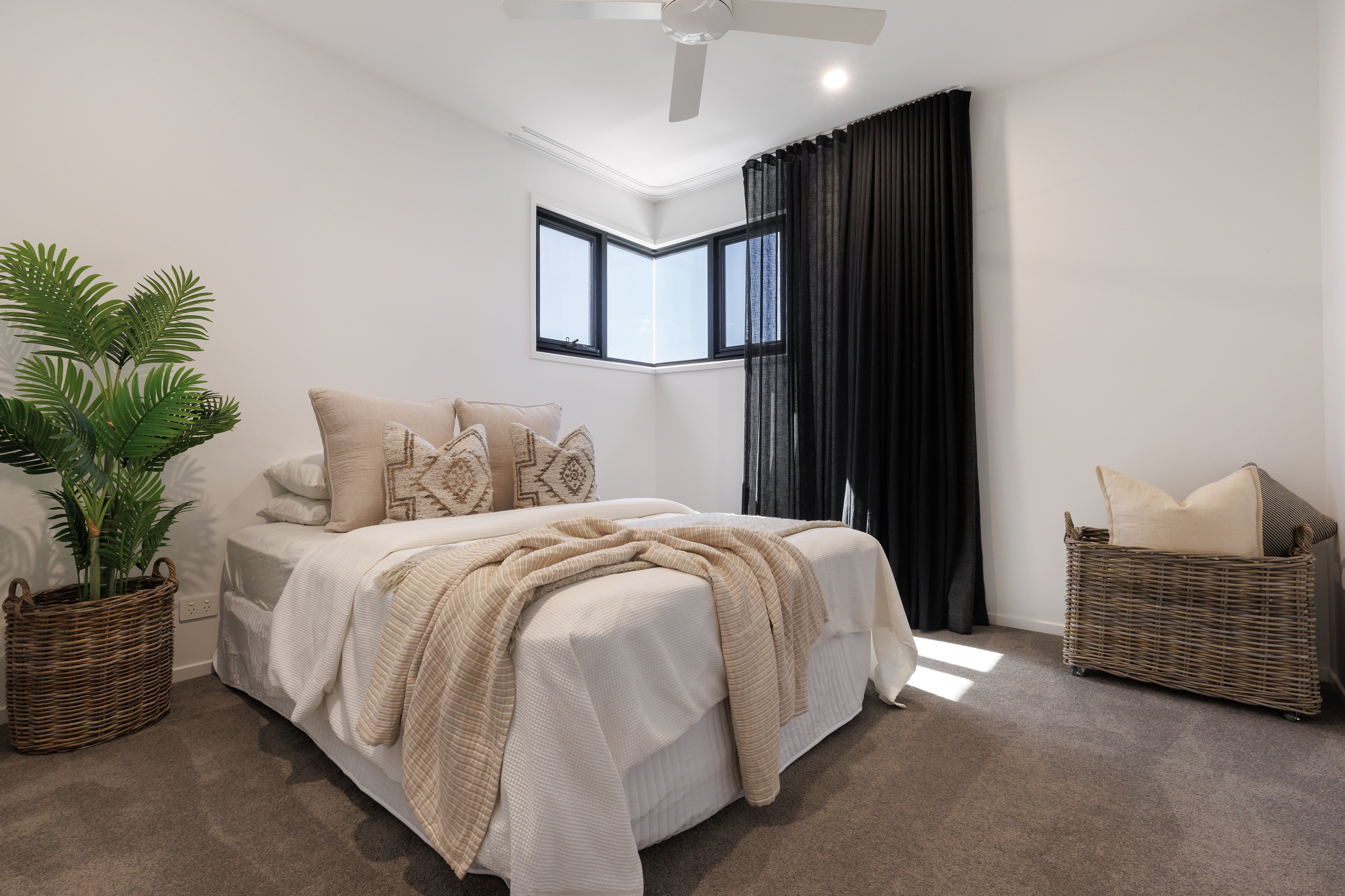 5-bedroom house at 6 Ely Street, Noosaville, QLD 4566, Noosa, Queensland
