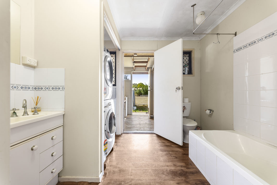 2-bedroom house at 5 Queen Street, Kingsthorpe, QLD 4400, Toowoomba, Queensland