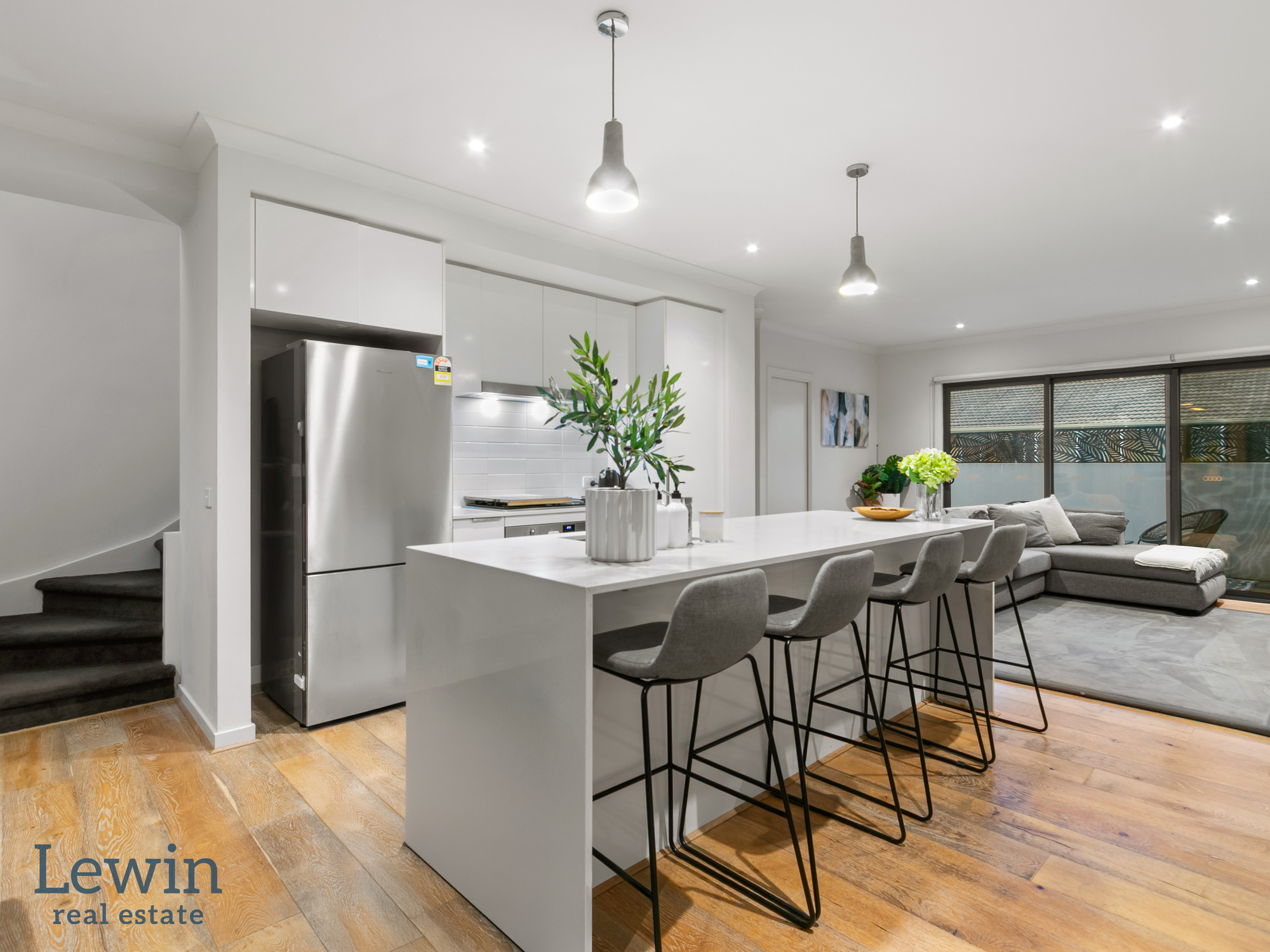 2 3 STATION STREET, MENTONE VIC 3194 - Image 1