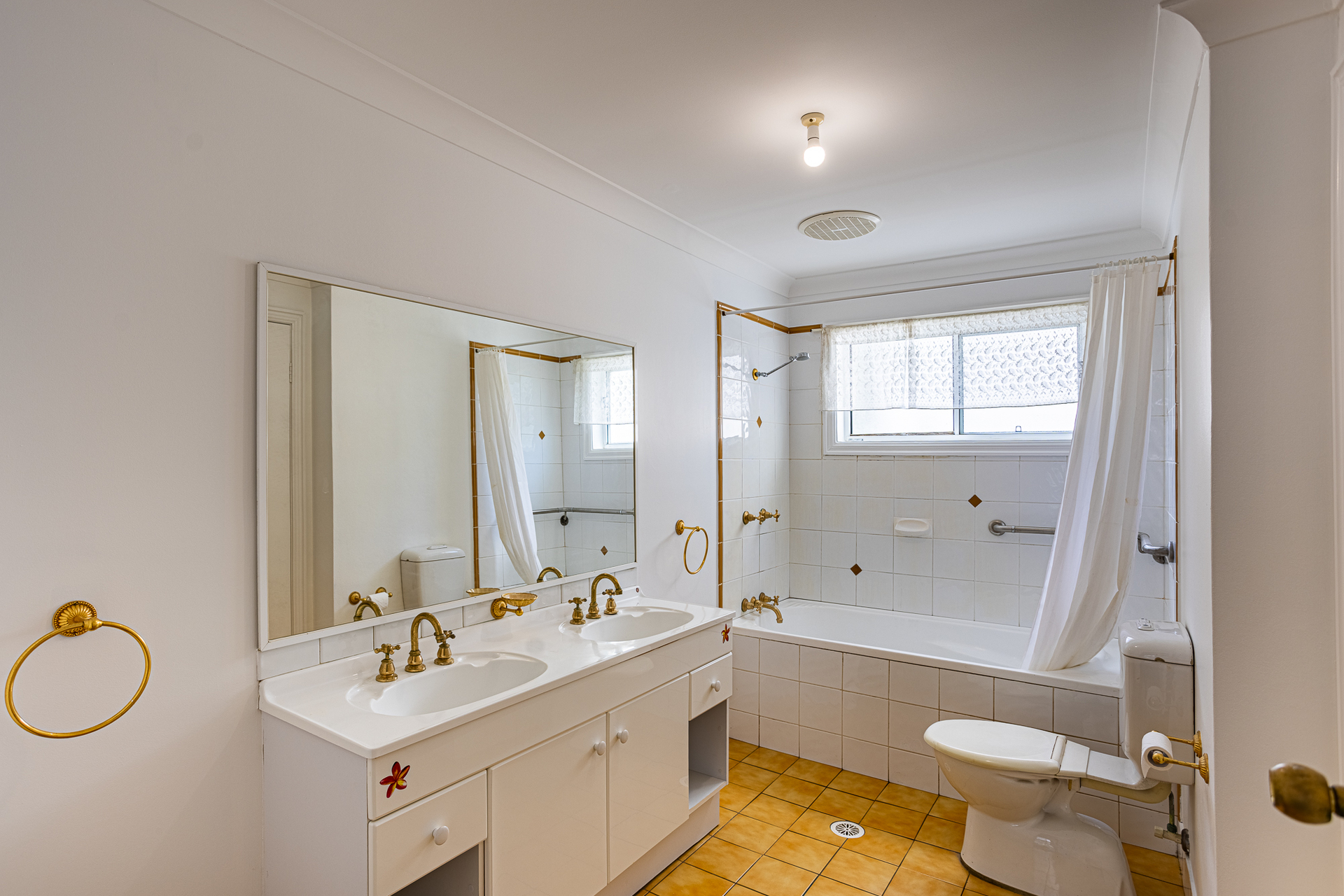 2-bedroom unit at 1/241 Myall Street, Tea Gardens, NSW 2324, Mid-Coast, New South Wales