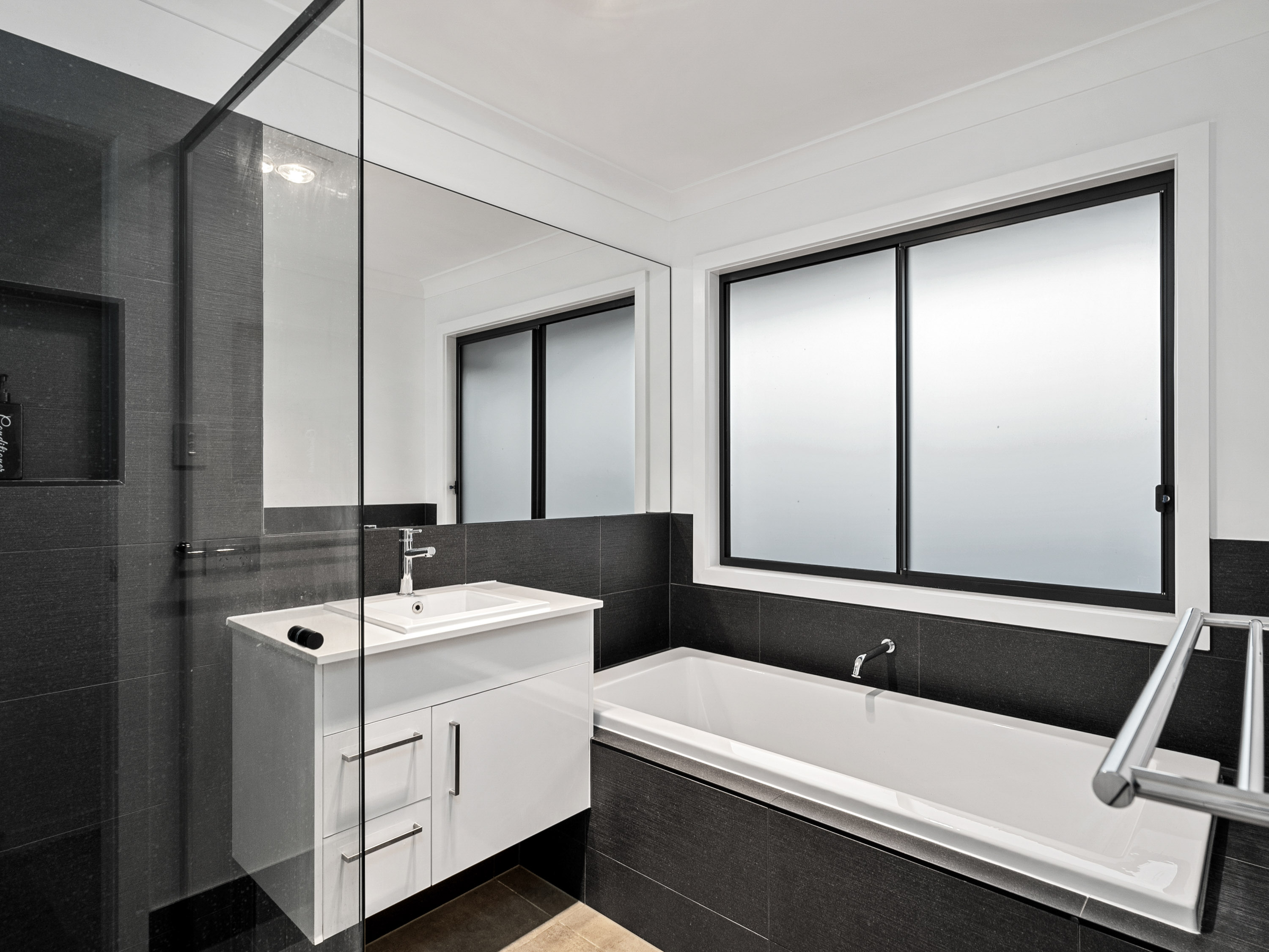 4-bedroom house at 22 MOON CIRCUIT, Karawatha QLD 4117, Brisbane, Queensland