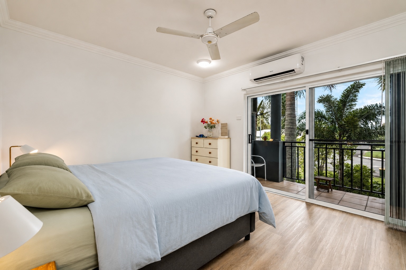 2/184-190 Gatton Street, Manunda, QLD 4870 - Image 4