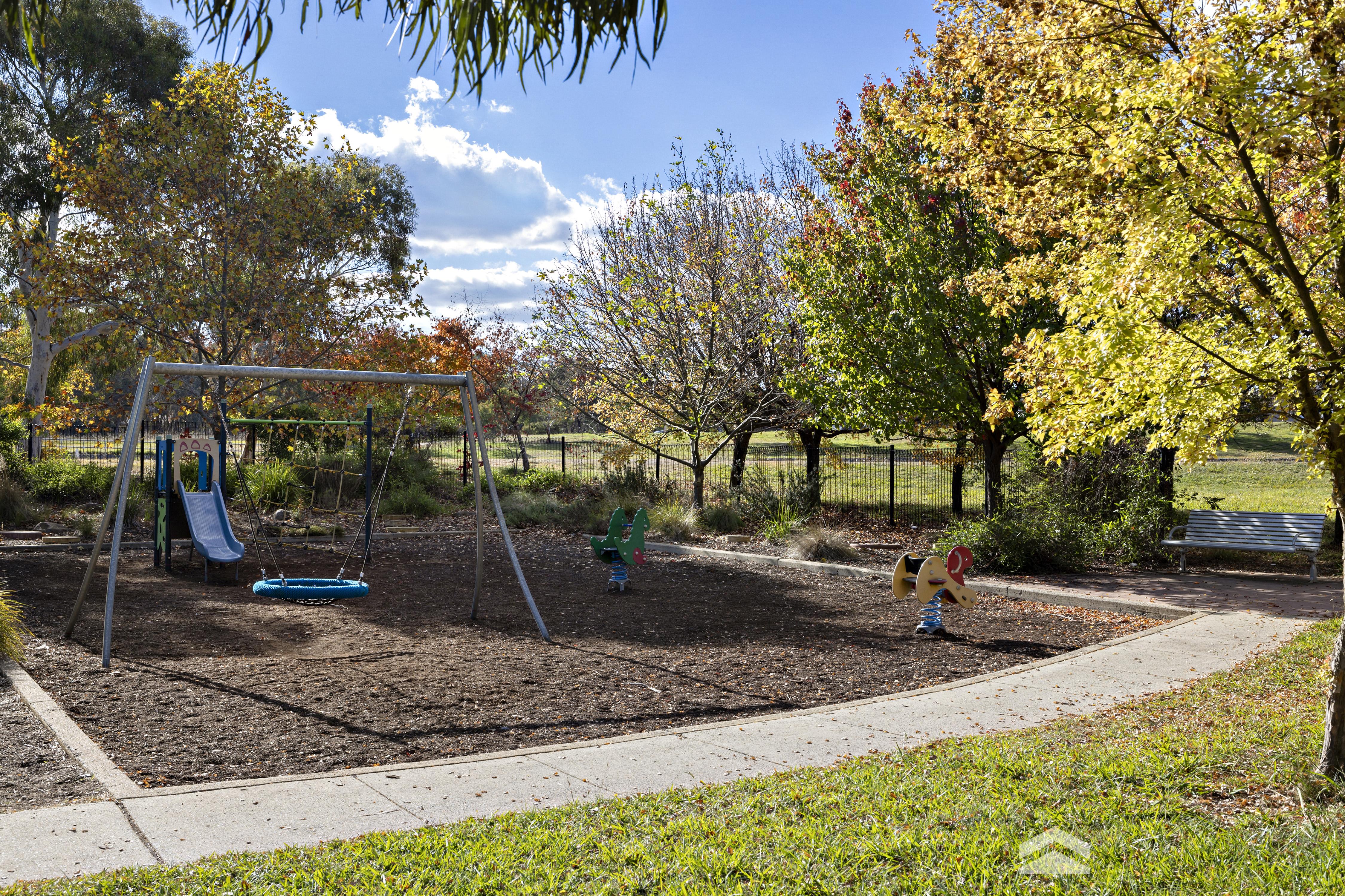13 WARABIN CRESCENT, Ngunnawal ACT 2913 - Image 8
