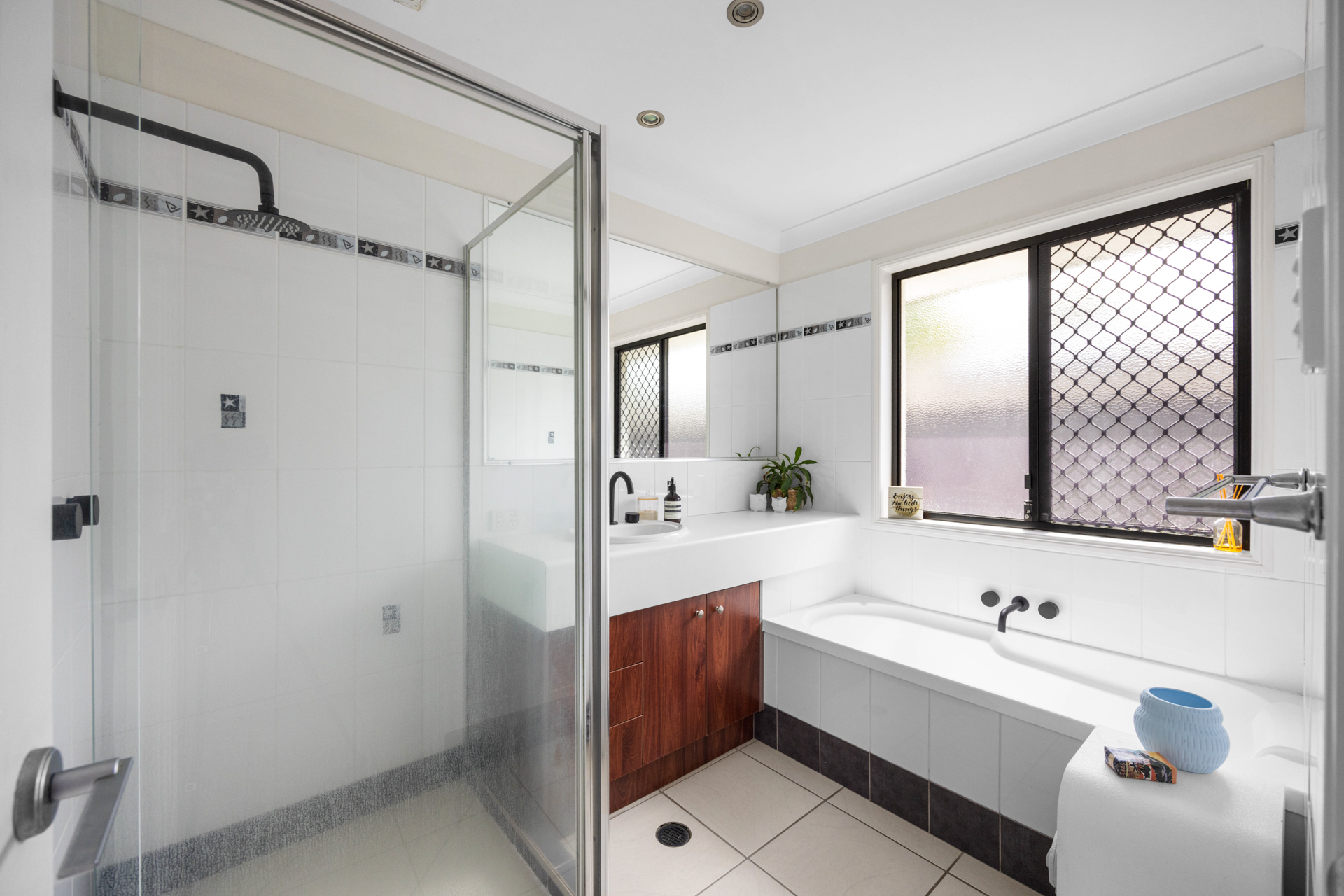 4-bedroom house at 3 Hastings Place, Buderim, QLD 4556, Sunshine Coast, Queensland