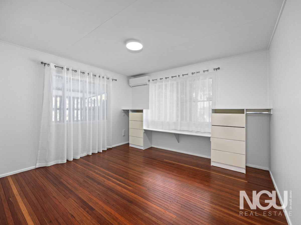 8 ROBINSON STREET, Brassall QLD 4305 - Image 9