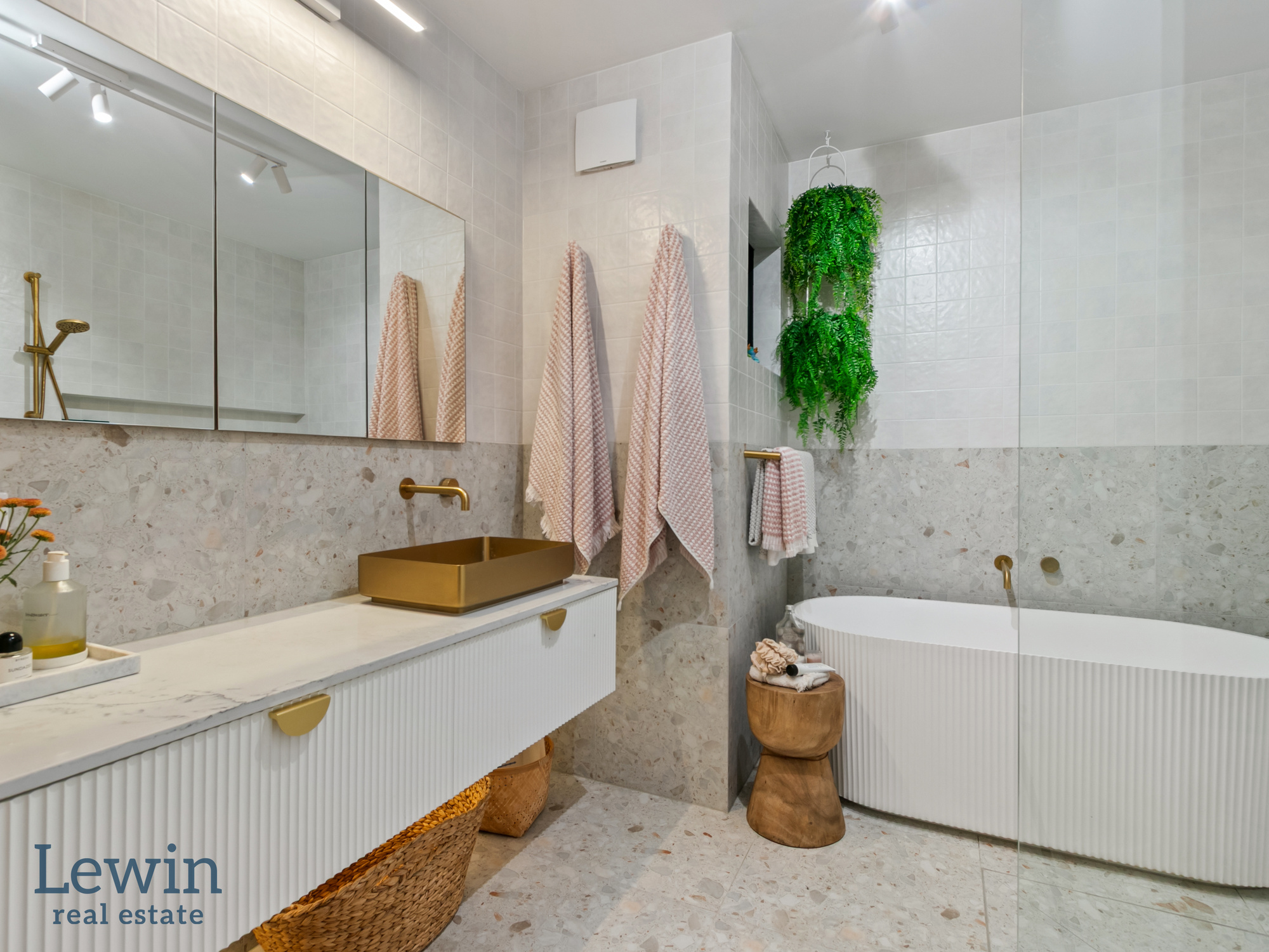 2-bedroom unit at 2/152 Balcombe Road, Mentone, VIC 3194, , Victoria