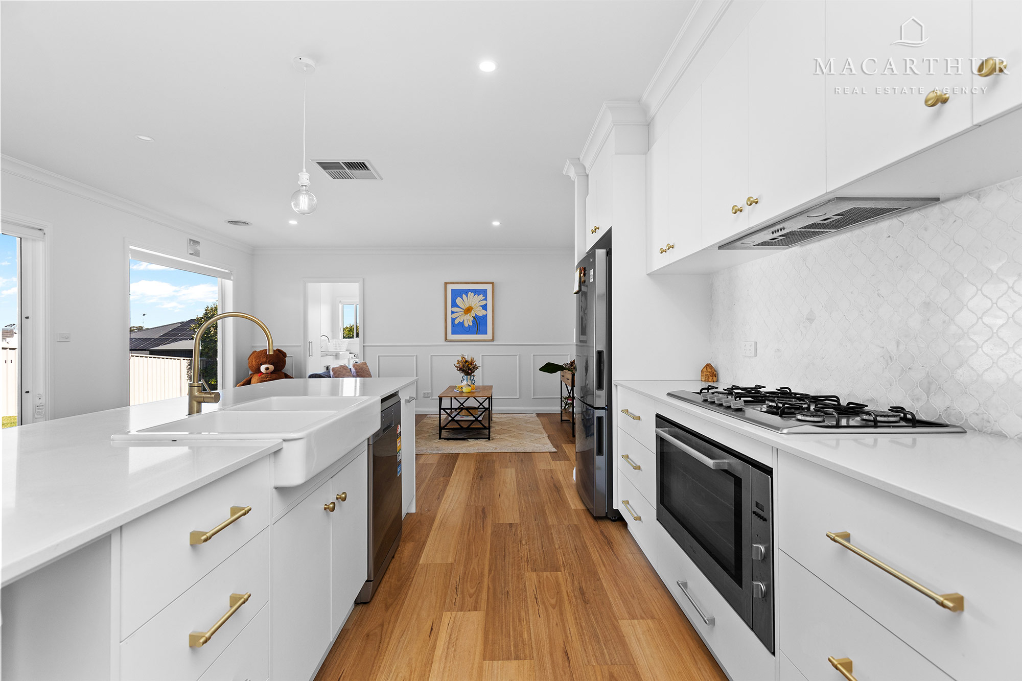 68 JUMBUCK DRIVE, Gobbagombalin NSW 2650 - Image 8