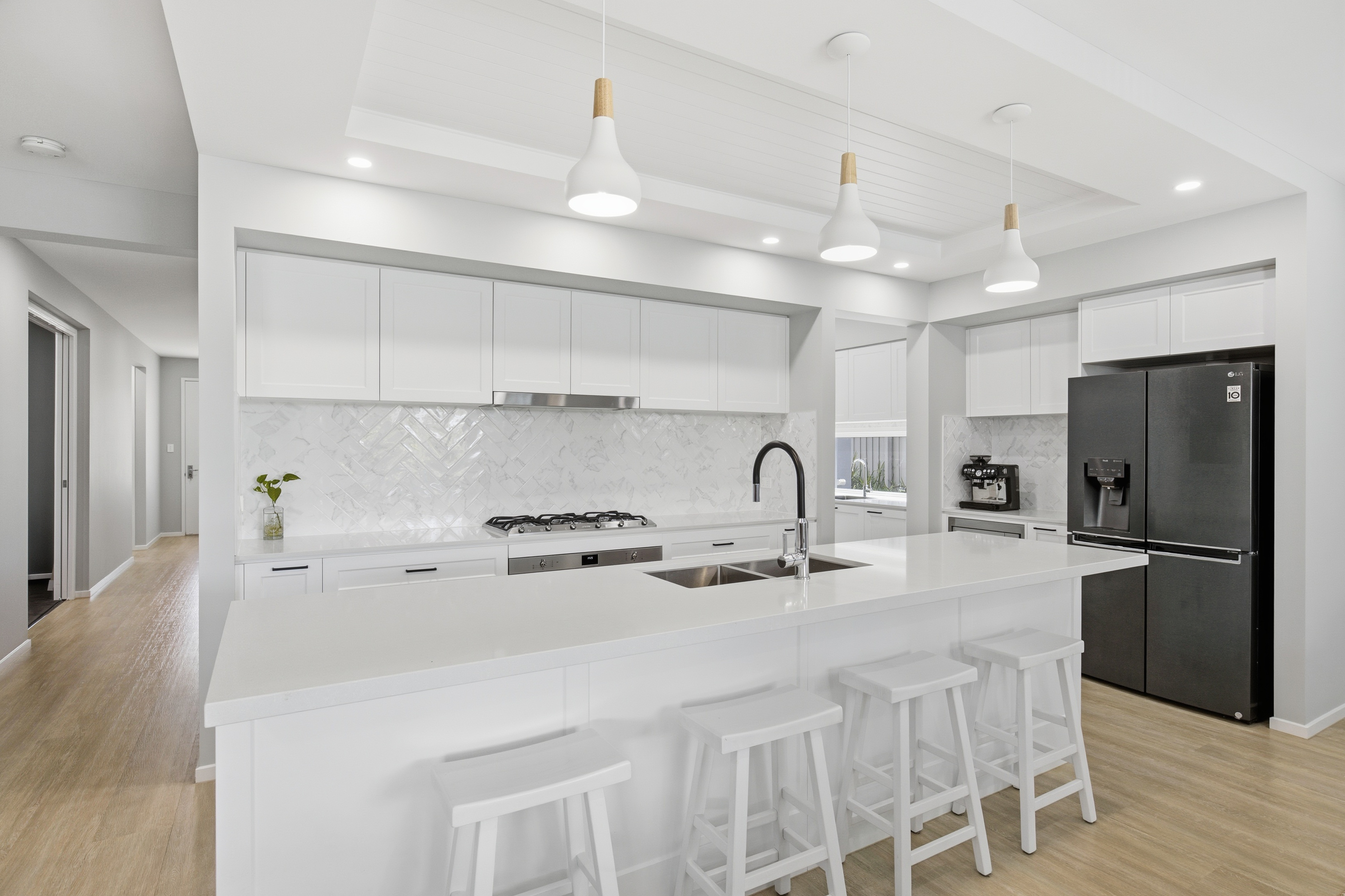 10 Honeysuckle Crescent, Bridgeman Downs, Qld, 4035 - Image 6