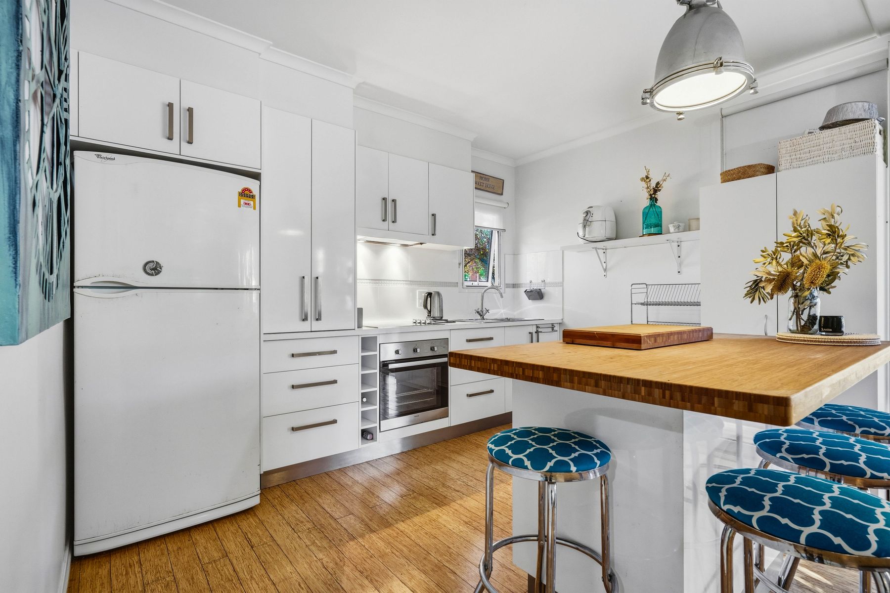 3-bedroom house at 33 Fairway Avenue, Golden Beach, VIC 3851, Wellington, Victoria
