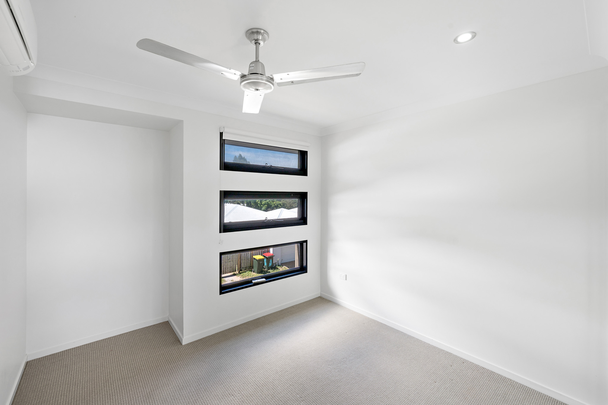4-bedroom unit at 1/1 Wedgetail Road, Clinton, QLD 4680, Gladstone, Queensland