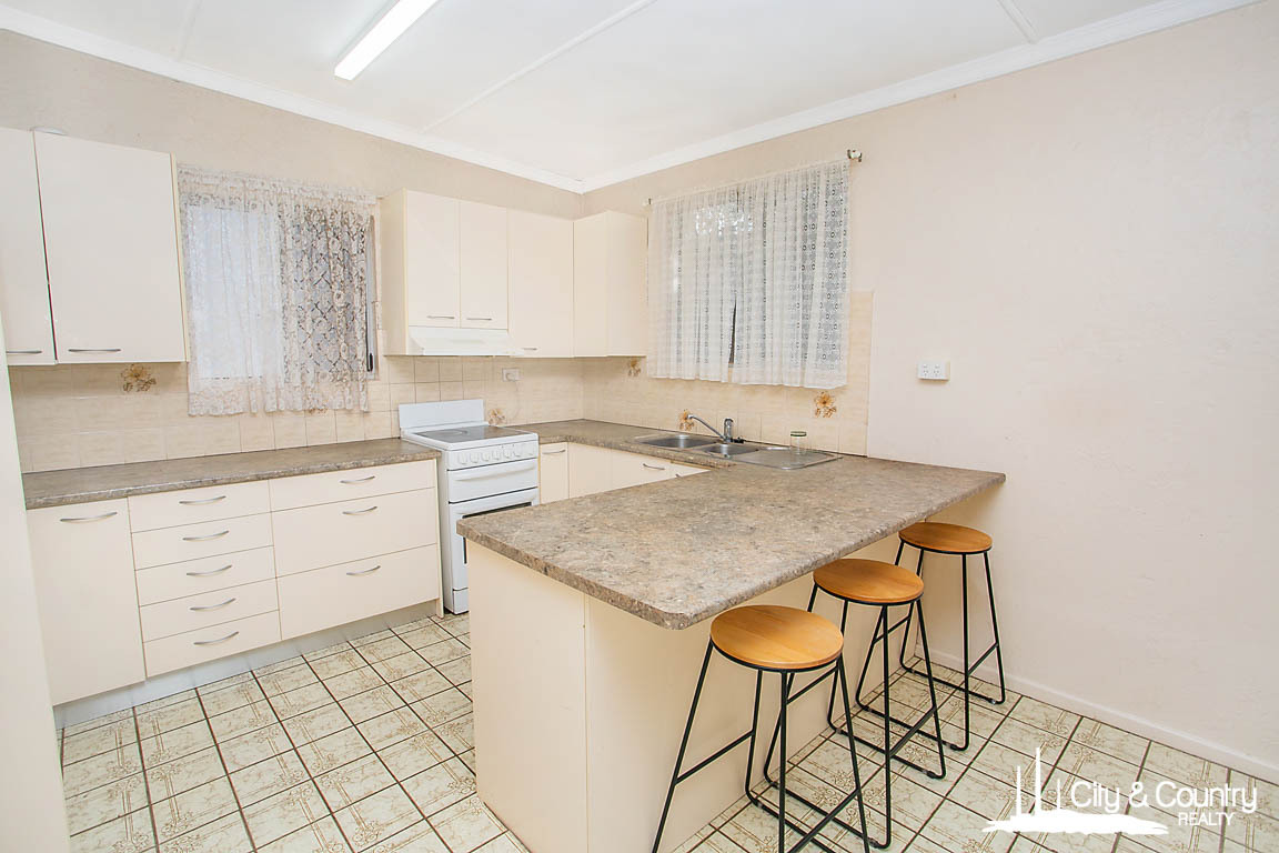 20 Twenty Second Avenue, Mount Isa, Qld, 4825 - Image 2