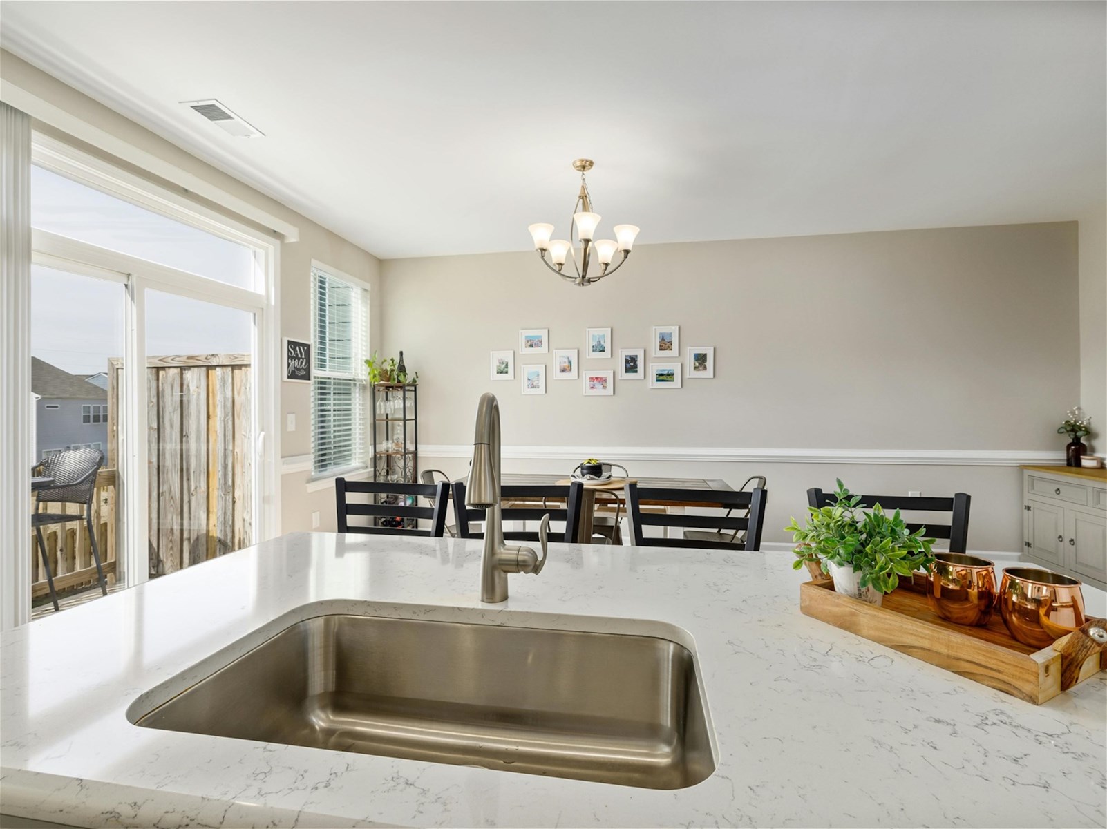 3-bedroom unit at 28 Ahern Road, Pakenham, VIC 3810, Cardinia, Victoria