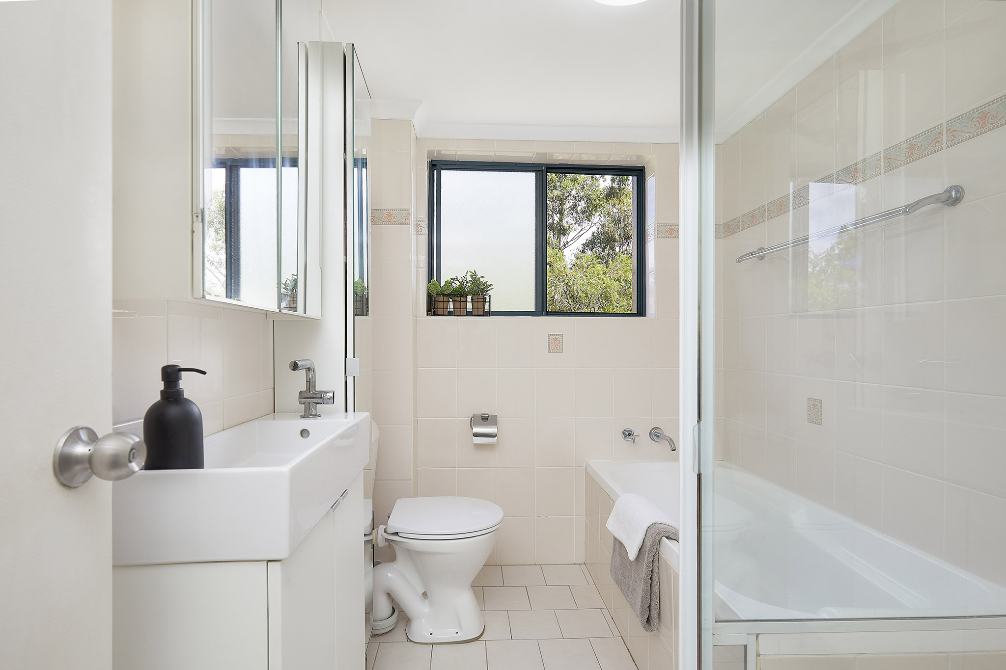 15 42-48 MERTON STREET, SUTHERLAND NSW 2232 - Image 9