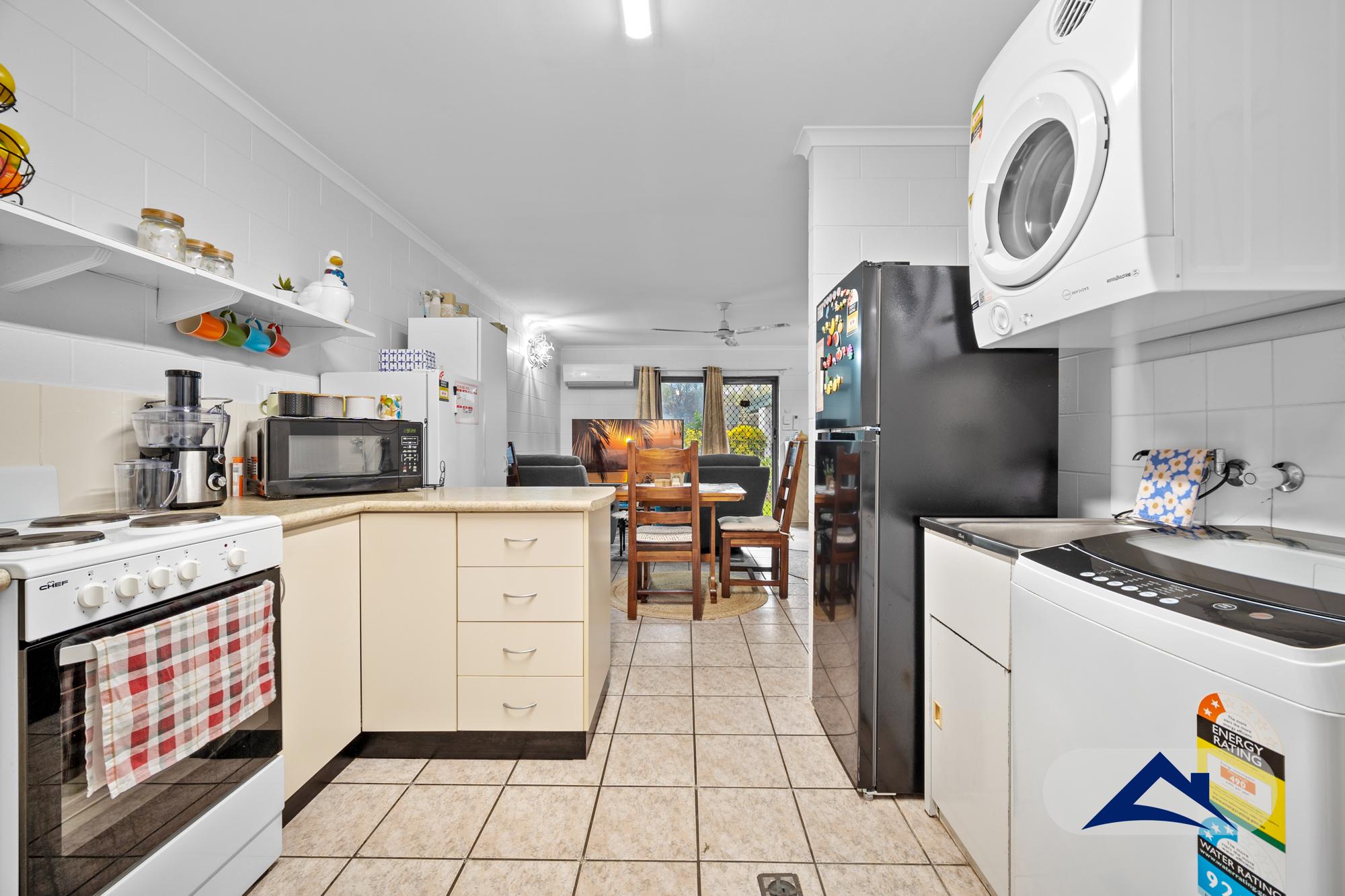 UNIT 1 21 MINTARO CRESCENT, Woree QLD 4868 - Image 5