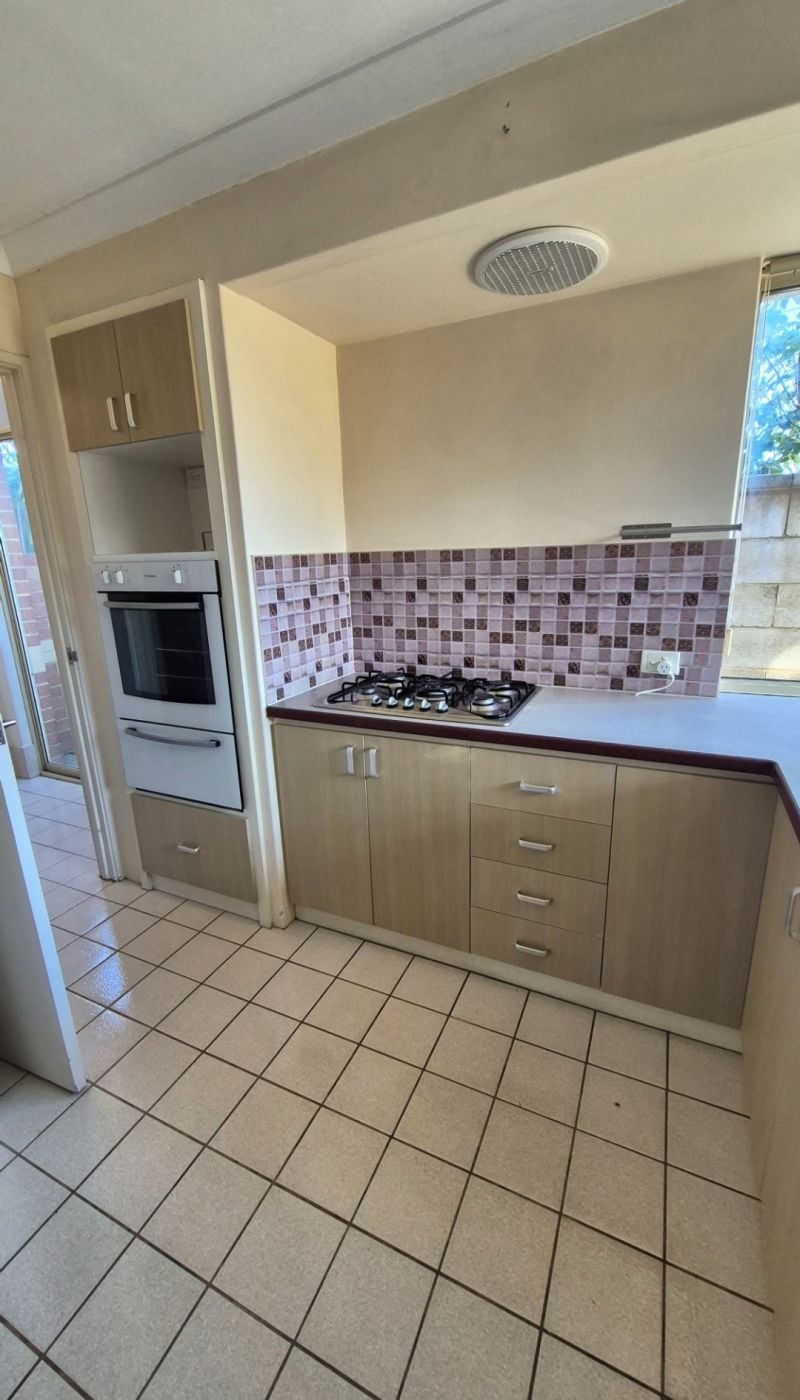 3-bedroom unit at UNIT 3 7 THORNTON RETREAT, Kinross WA 6028, Joondalup, Western Australia