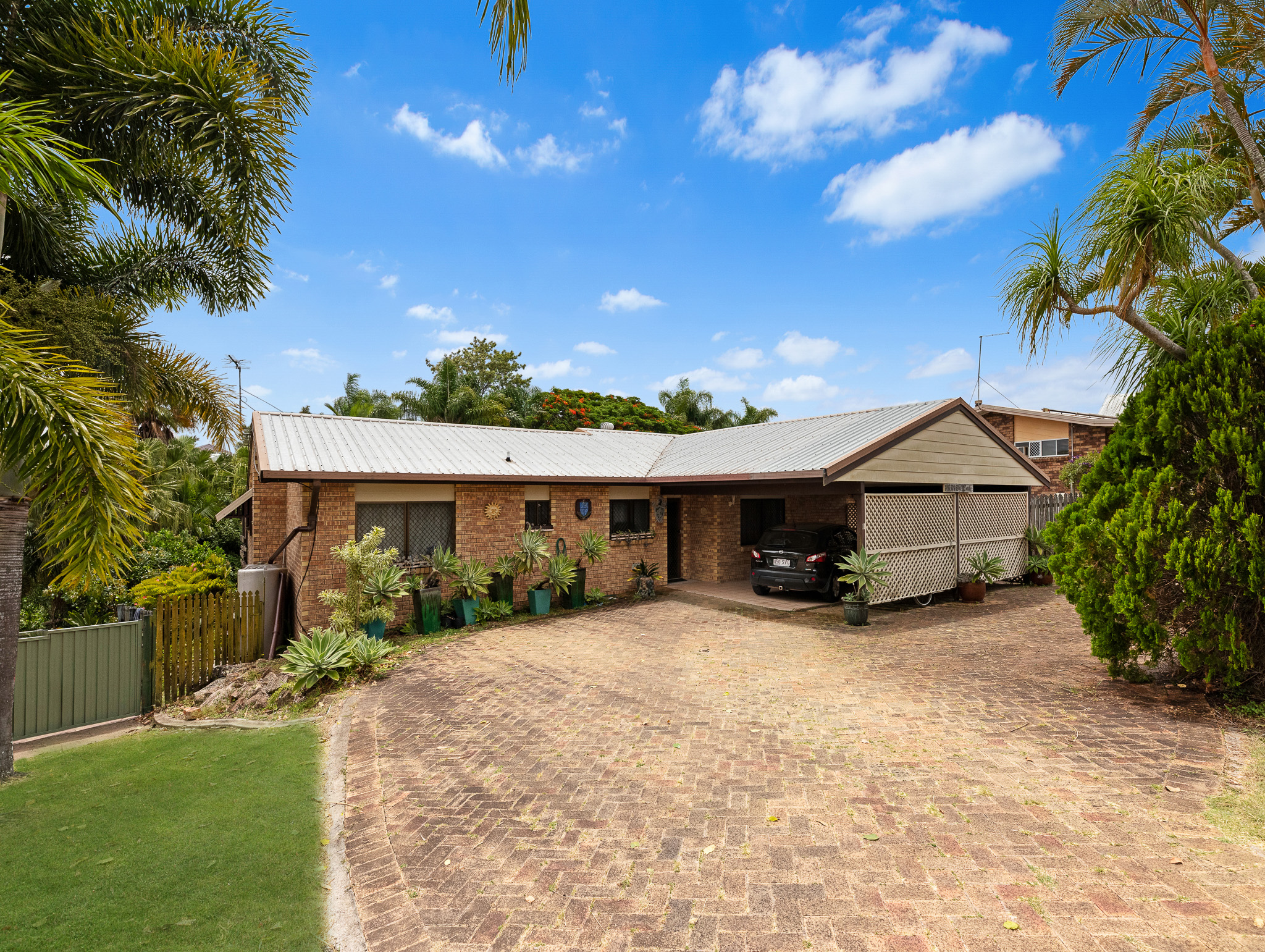 11 Awinya Court, Urraween, QLD 4655 - Image 1