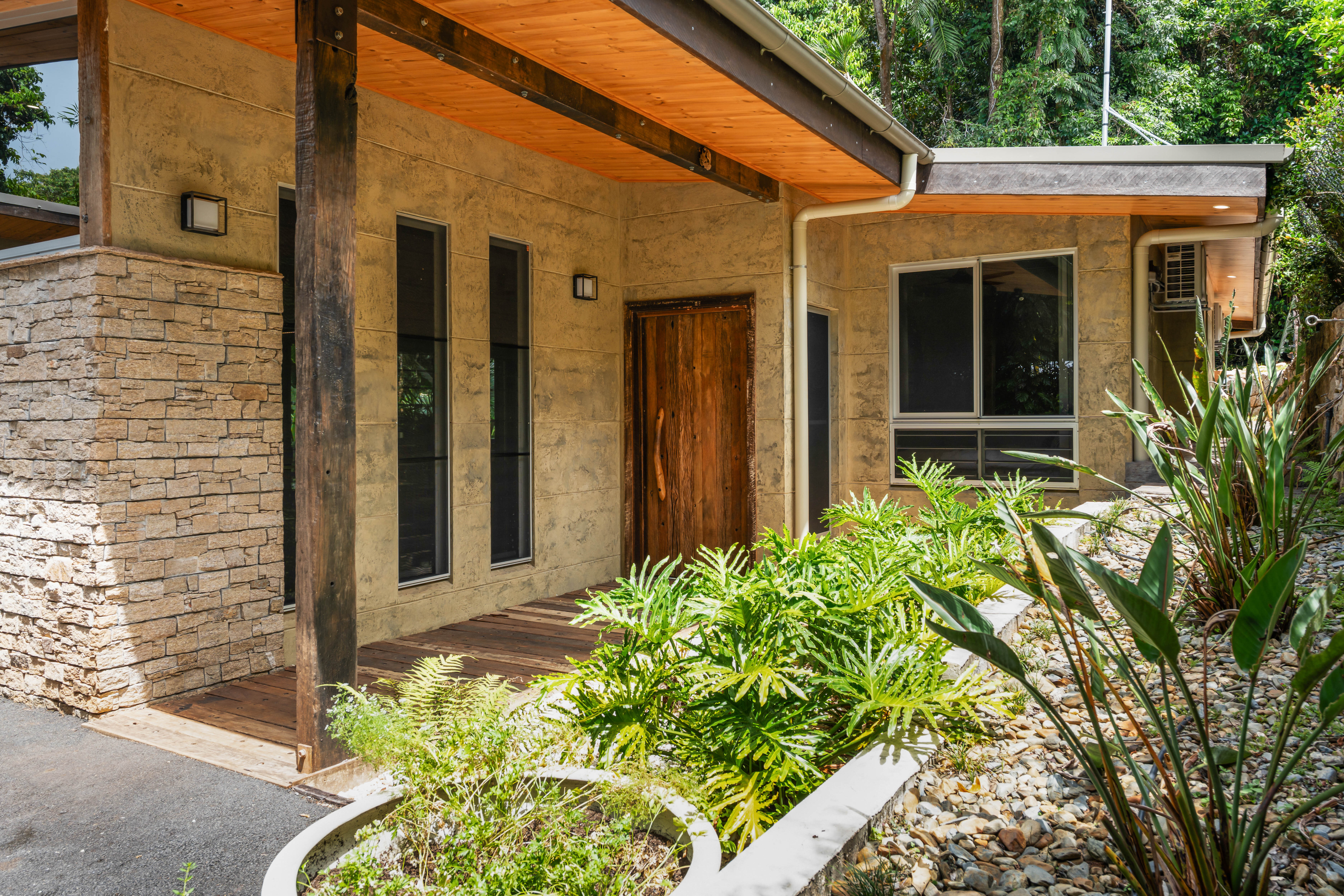 5-bedroom house at 19 Mission Circle, Wongaling Beach, Qld, 4852, Cassowary Coast, Queensland