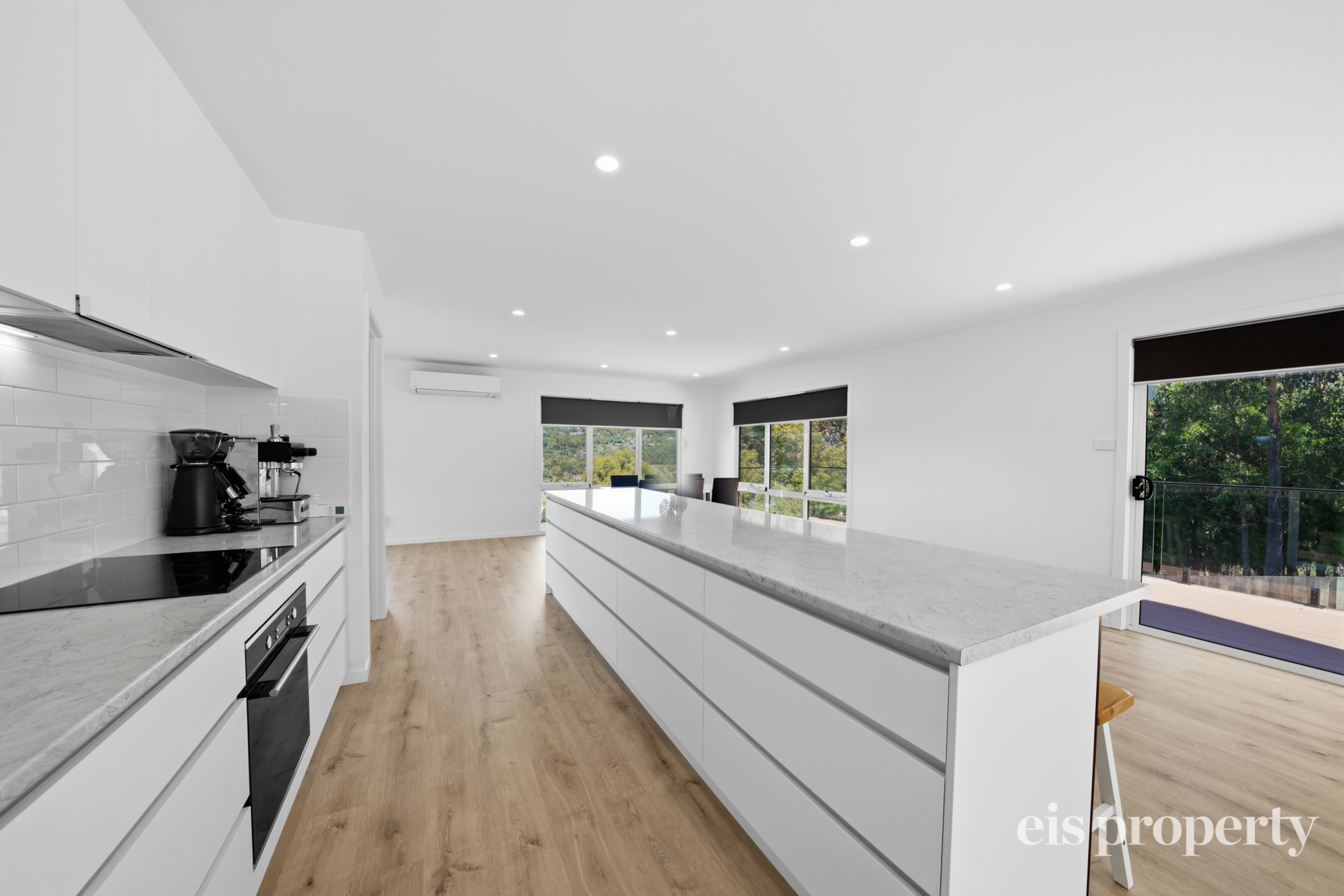 11 HUTCHINSON PLACE, West Hobart TAS 7000 - Image 6