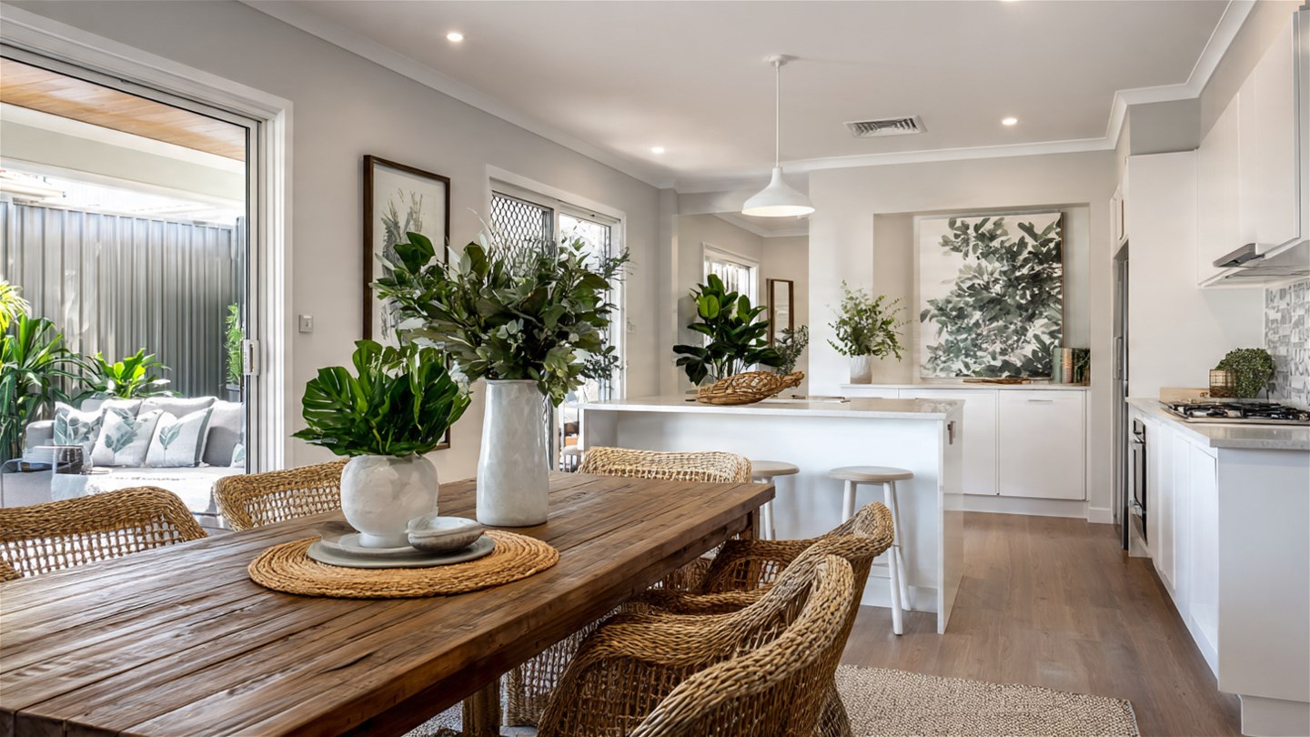 113/1 Kidd St, Redland Bay, Qld, 4165 - Image 2