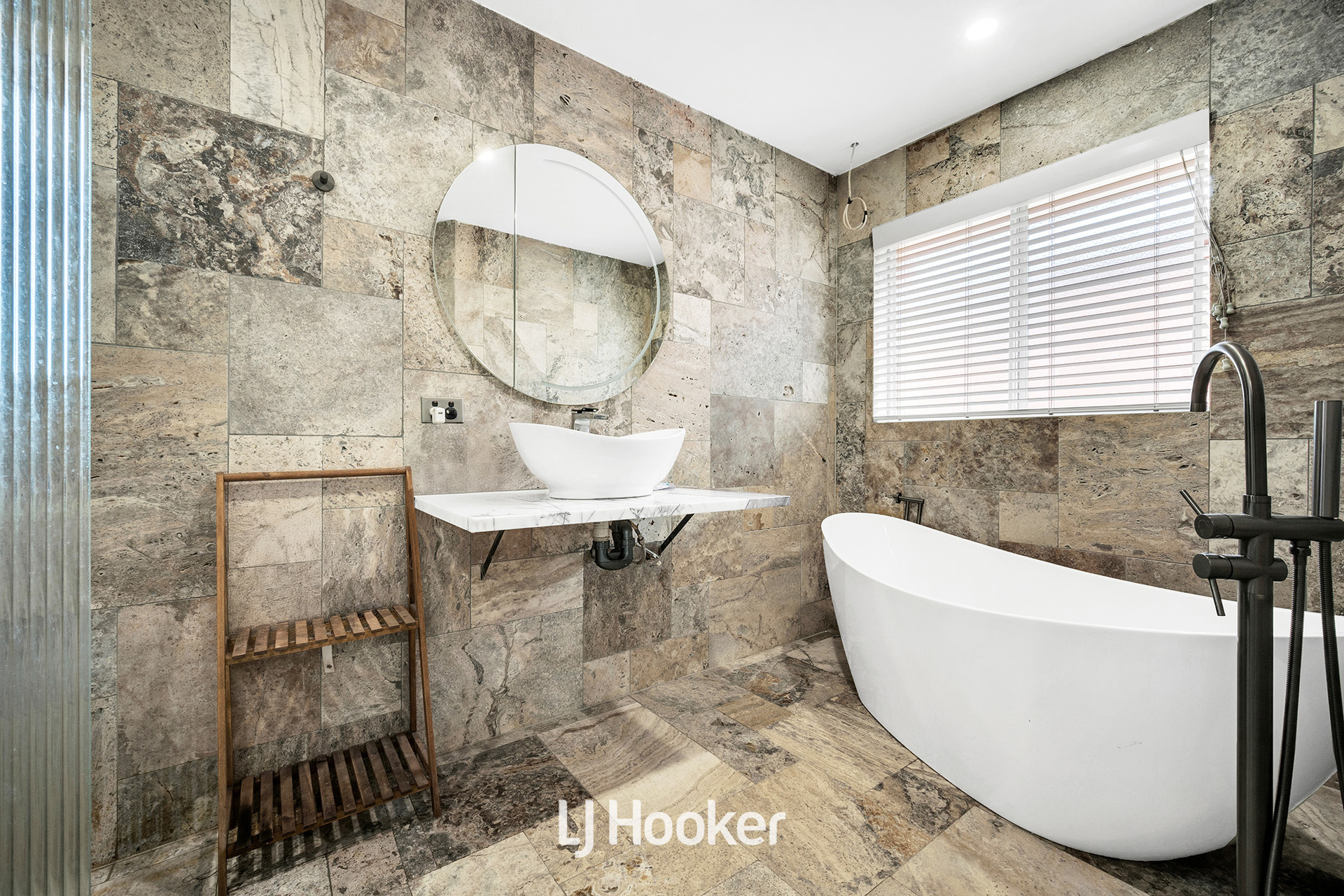 4-bedroom house at 5 Erin Place, Keysborough, VIC 3173, Greater Dandenong, Victoria