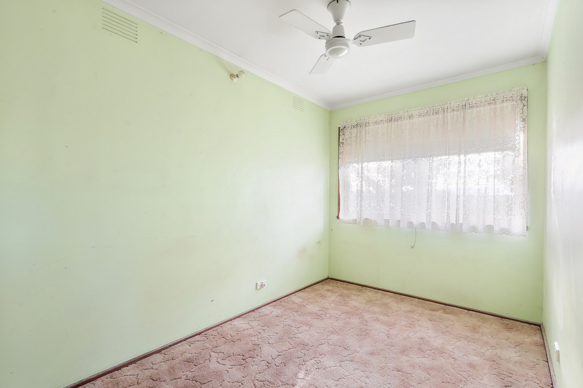 38 FARADAY ROAD, Croydon South VIC 3136 - Image 6