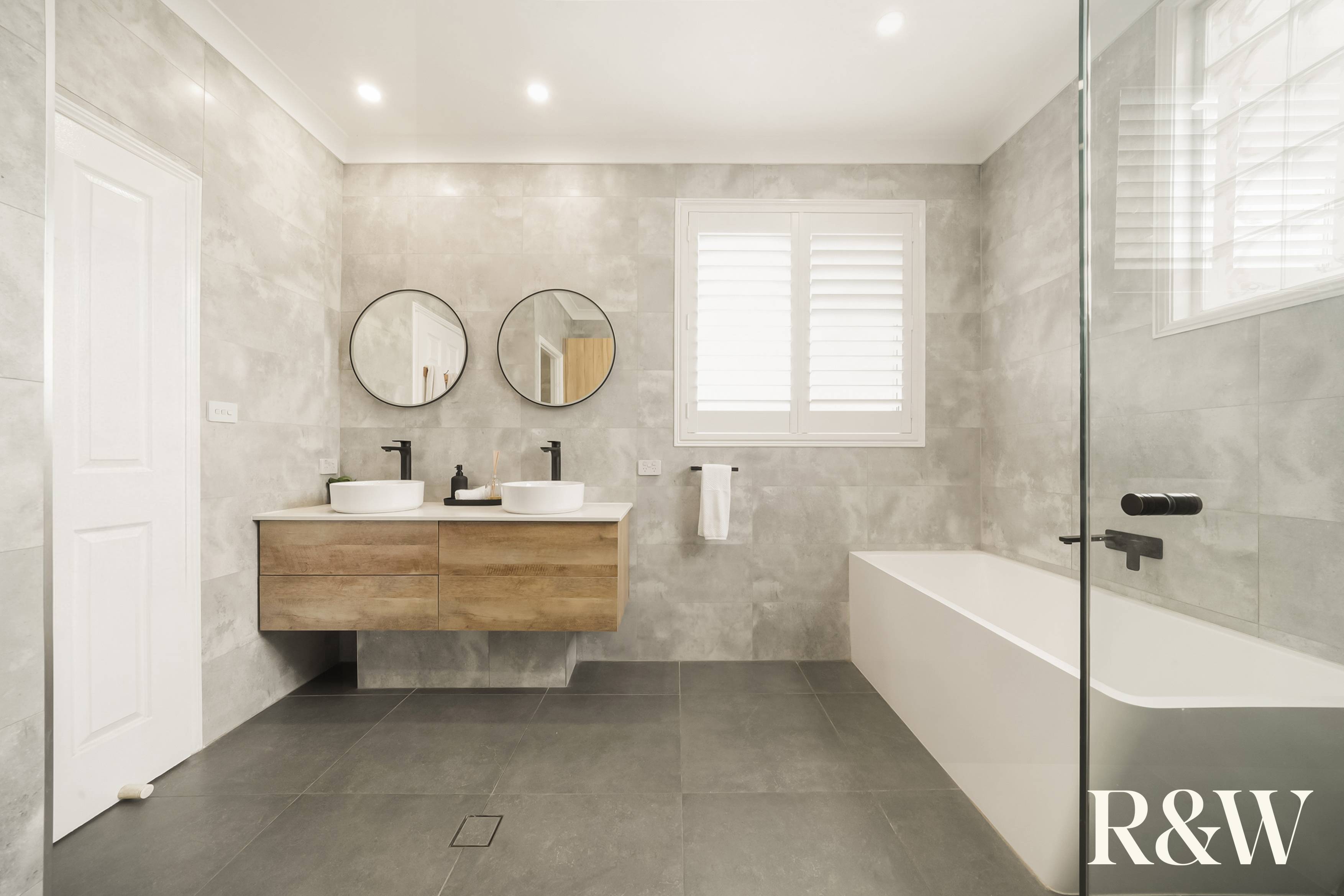 7-bedroom house at 33 Lord Castlereagh Circuit, Macquarie Links, NSW 2565, , New South Wales