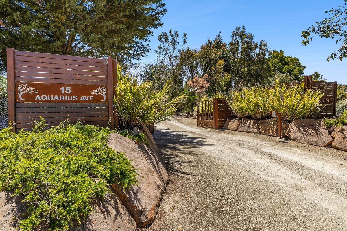 15 Aquarius Avenue, Torquay, VIC 3228 - Image 2