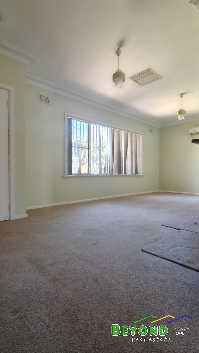 40 BOBS STREET, Gilgandra NSW 2827 - Image 3