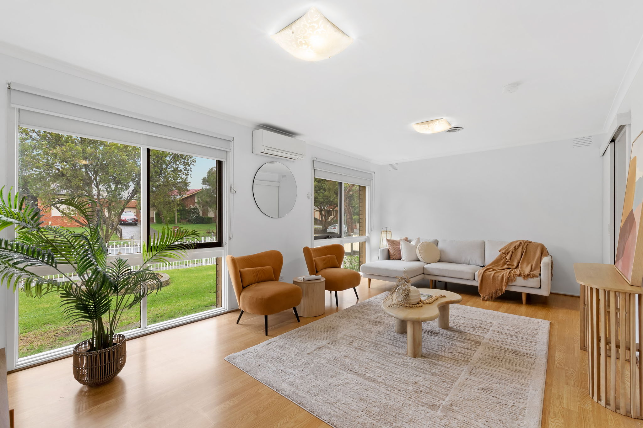 27 Cuthbert Drive, Mill Park, VIC 3082 - Image 3